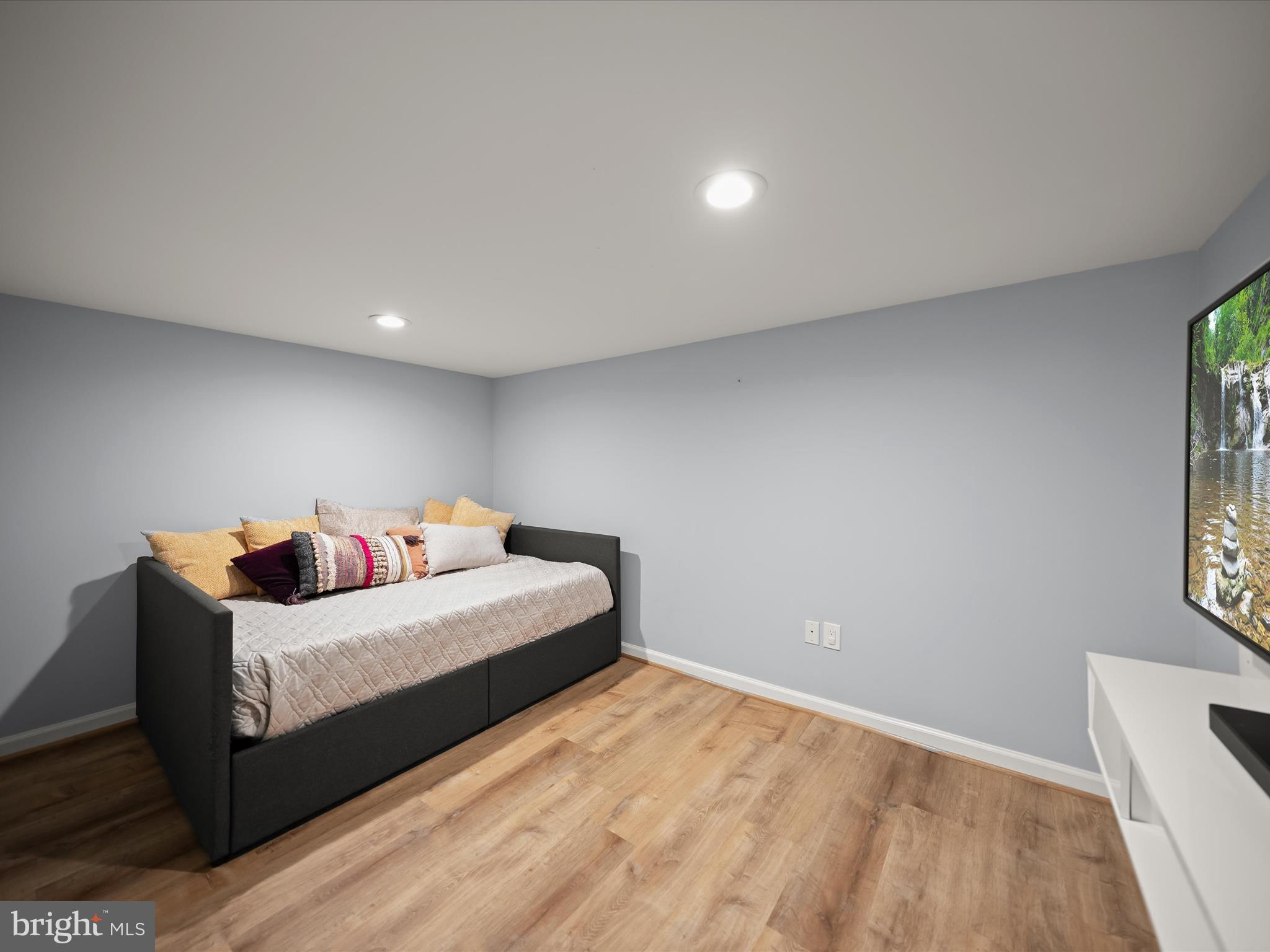 CHEVY CHASE TERRACE - Residential