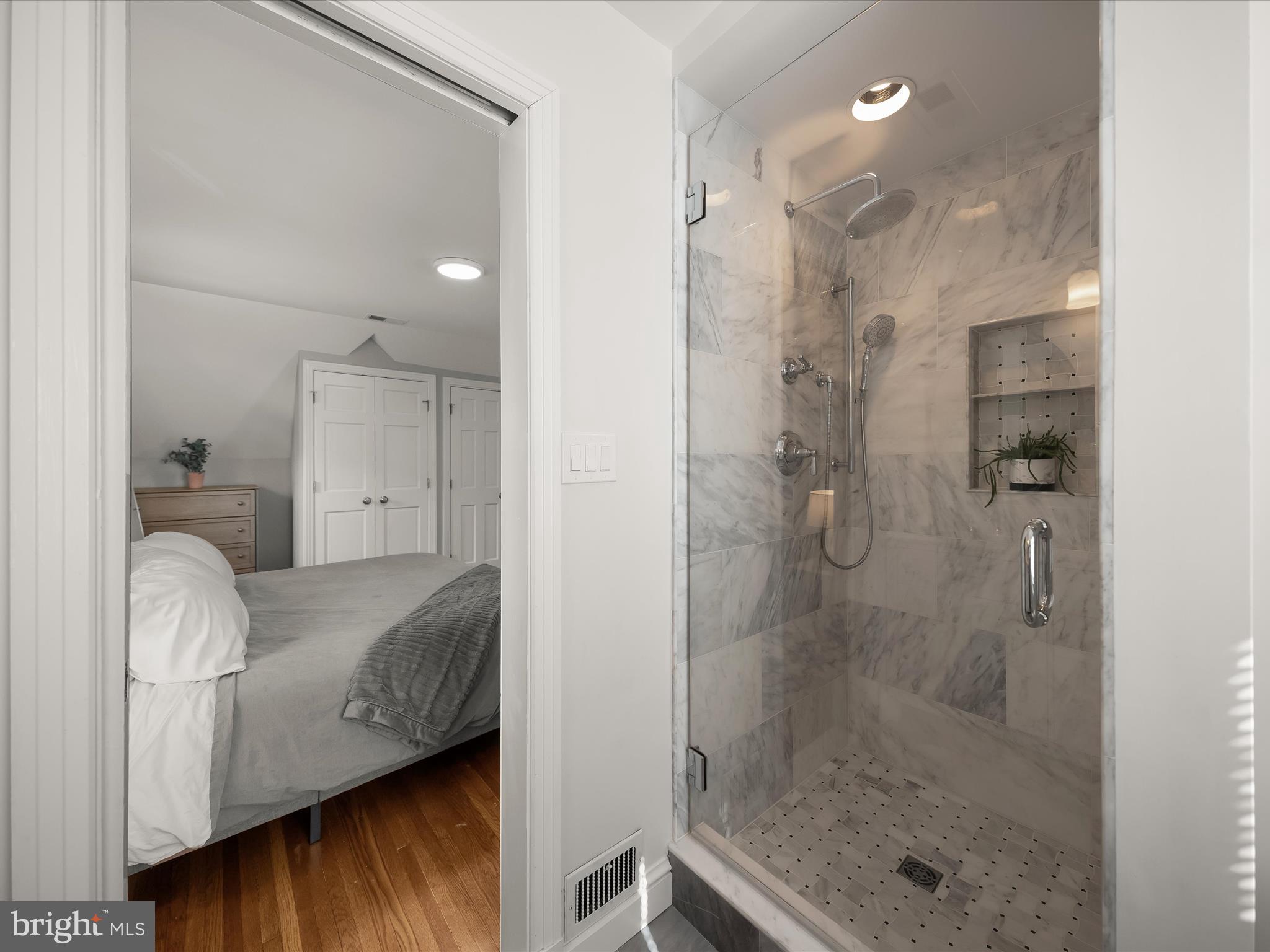 CHEVY CHASE TERRACE - Residential