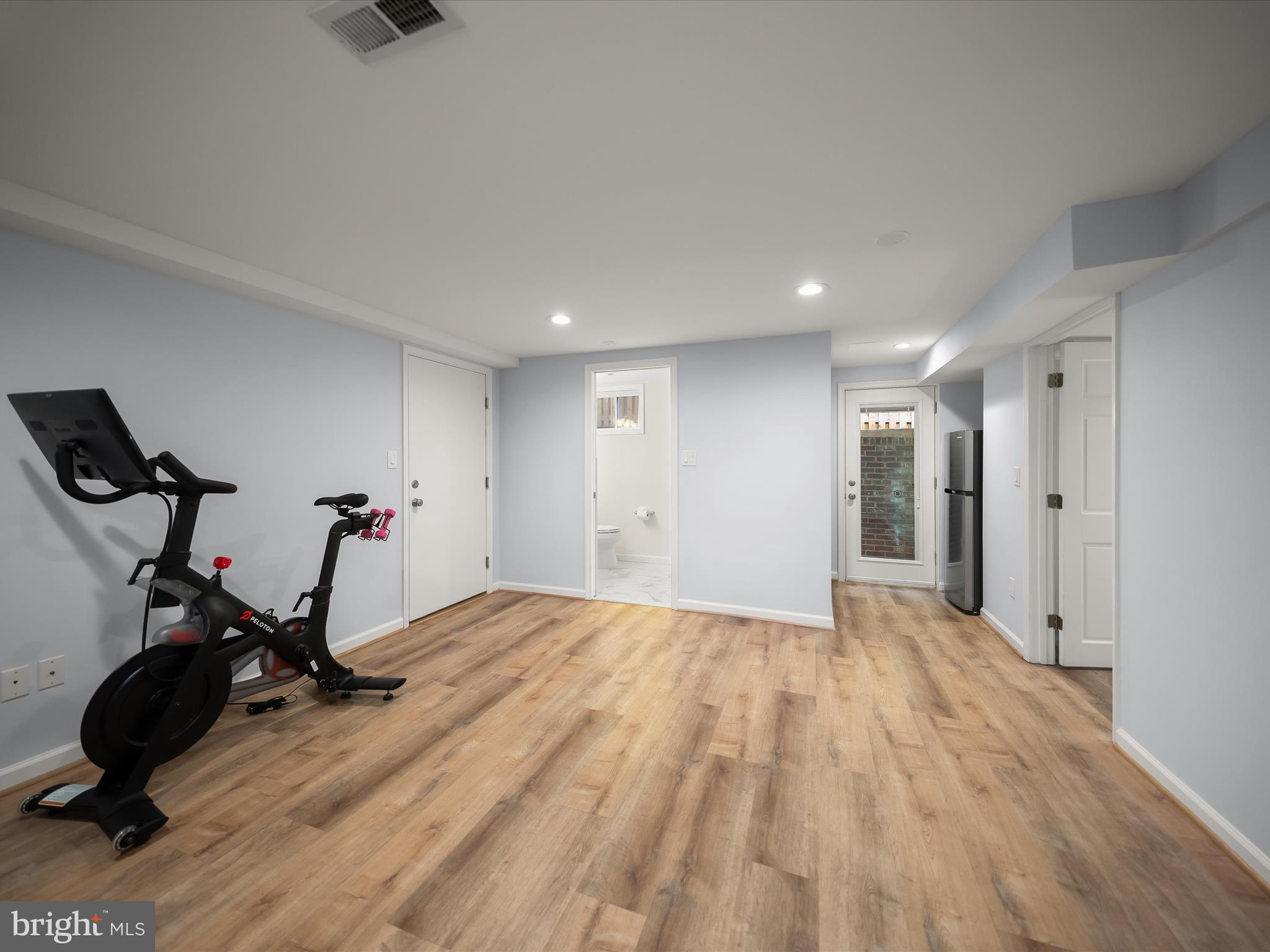 CHEVY CHASE TERRACE - Residential