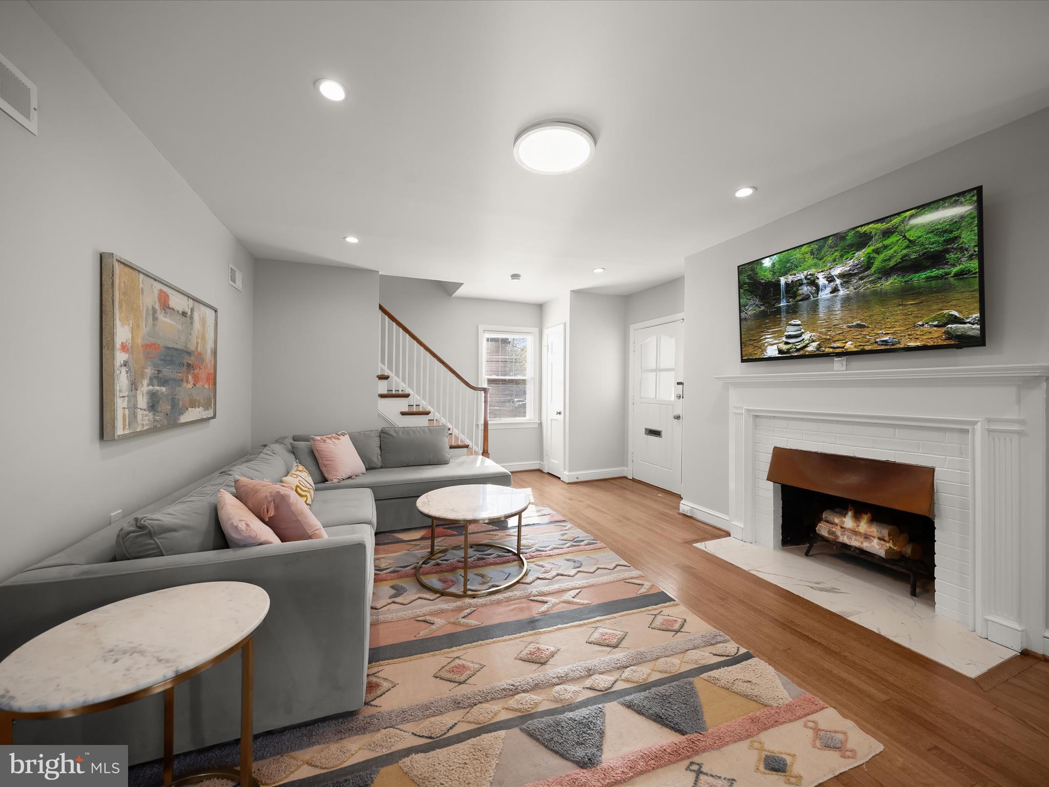 CHEVY CHASE TERRACE - Residential