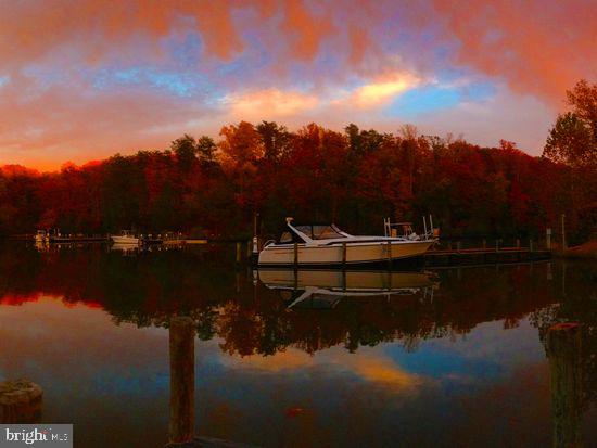 RIVERWIND FARMS - Land