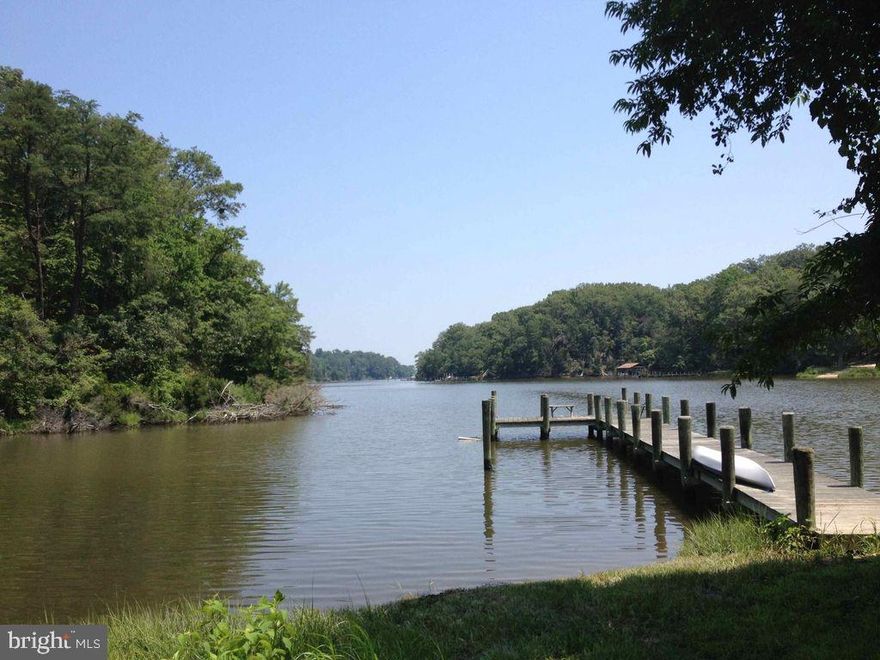 Decisions! Decisions! Feel torn between the feeling of a mountain top home but still want all the amenities of water access on your property? You can have both on this St. Thomas Creek parcel. Two hidden away home sites sit ridge-top among the trees,with a driveway leading to your private 60' pier and Patuxent view. Seasoned builder has two approved perc/septic easements for 12-acre & 3-acre sites (2nd parcel, family only), ready to build your dream. SELLER OFFERING 10,000 UTILITY CREDIT!