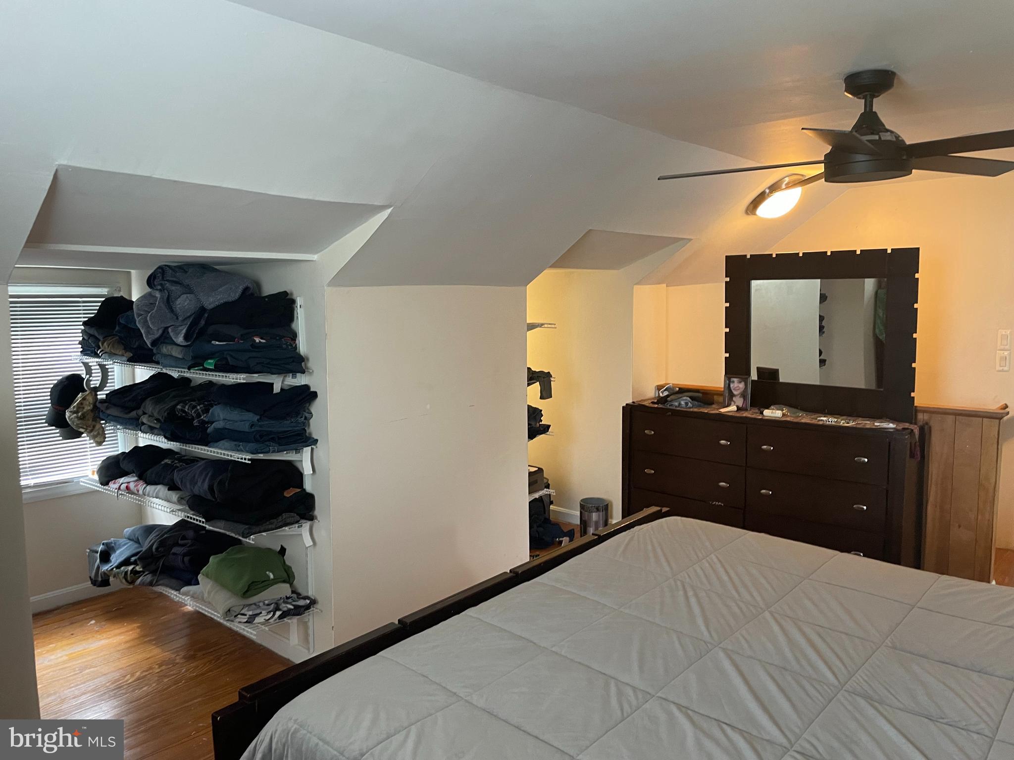 FAIRFAX - Residential