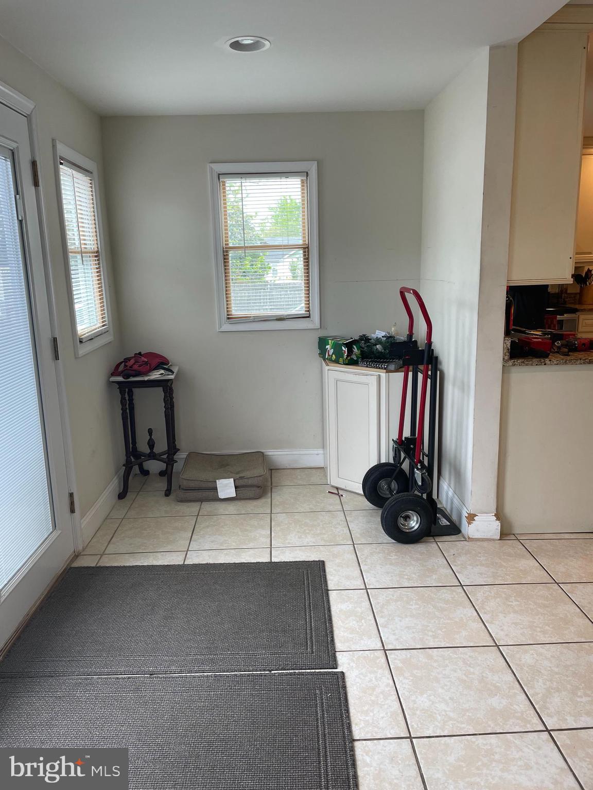 FAIRFAX - Residential