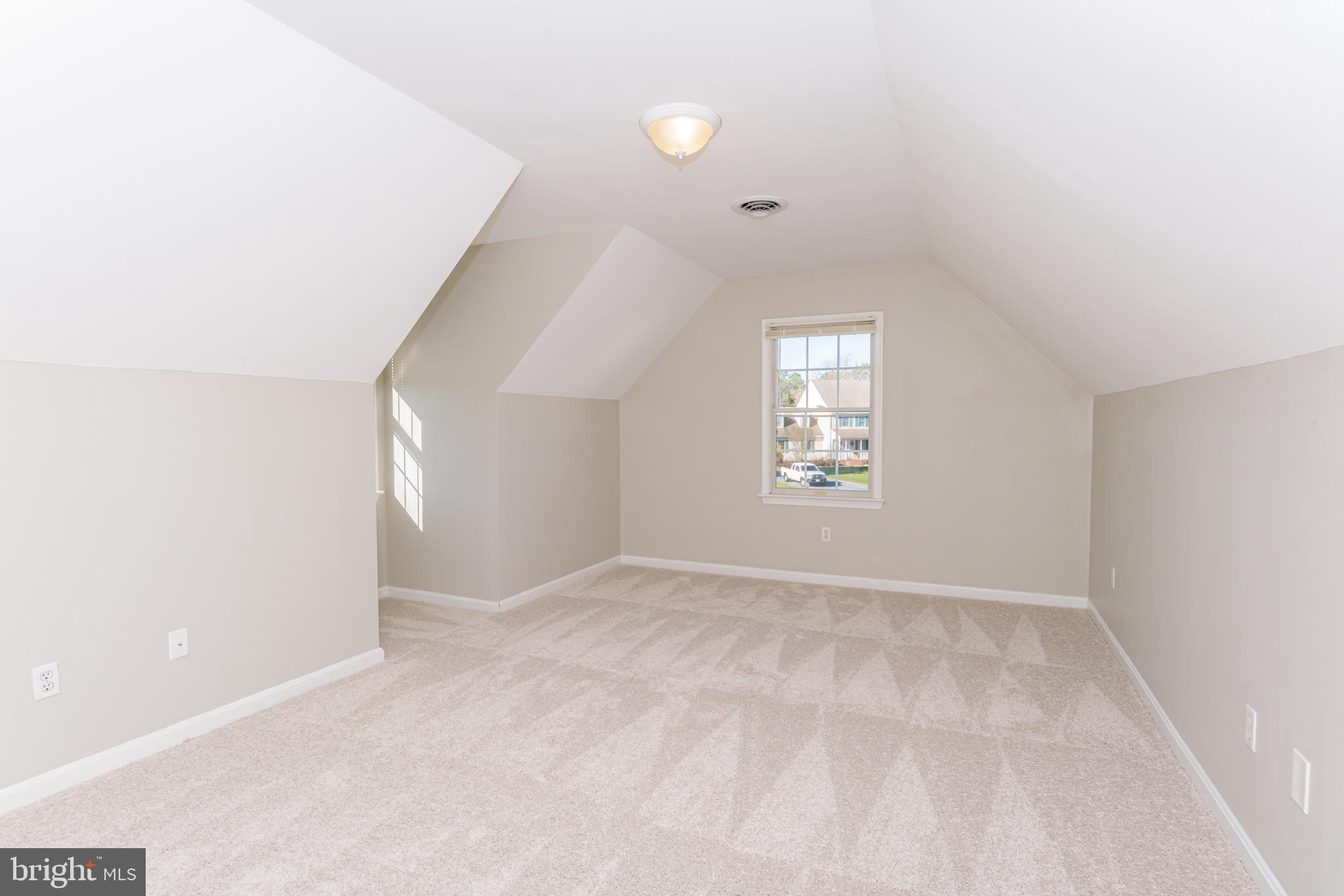 SHADY BROOK MANOR - Residential