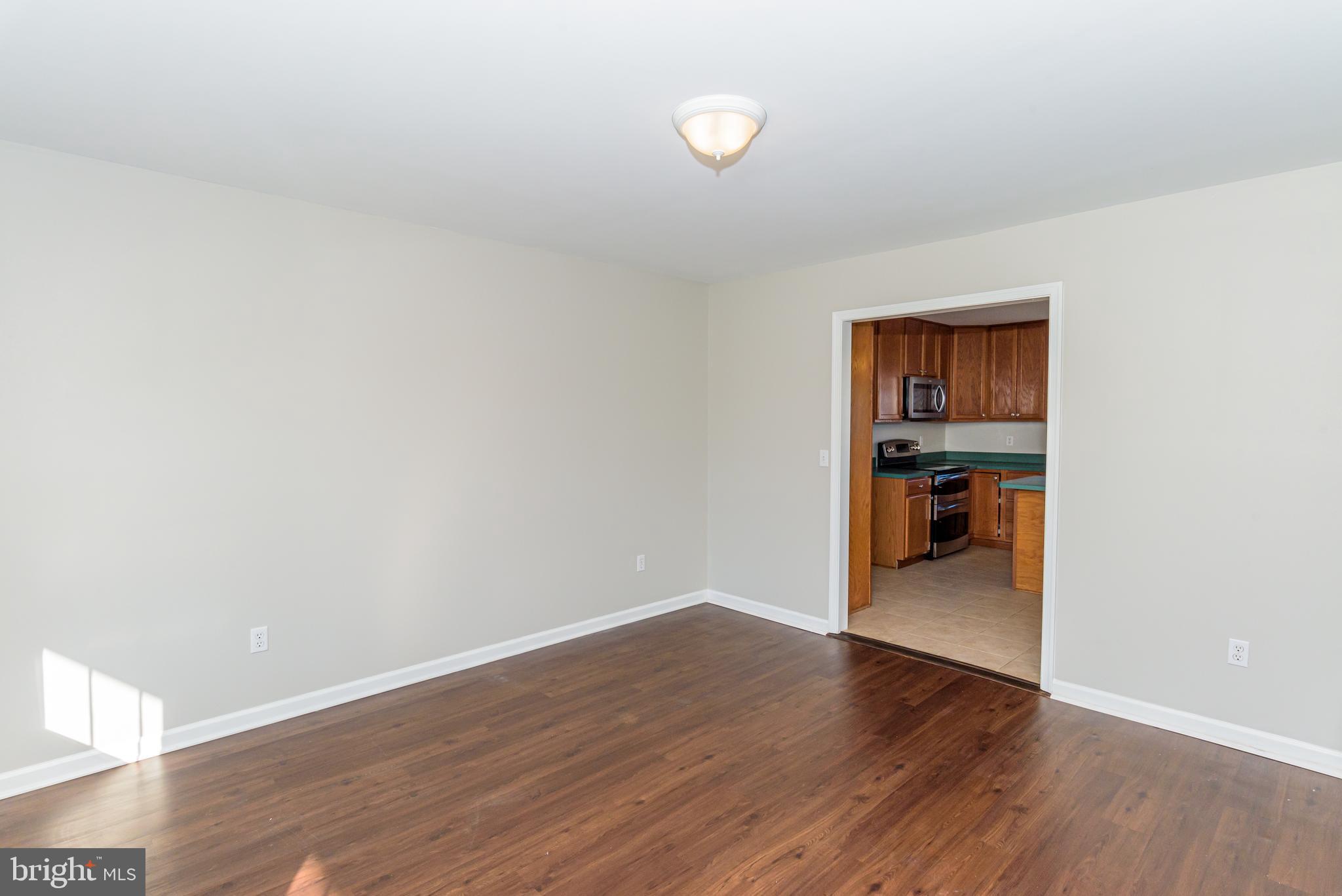 SHADY BROOK MANOR - Residential