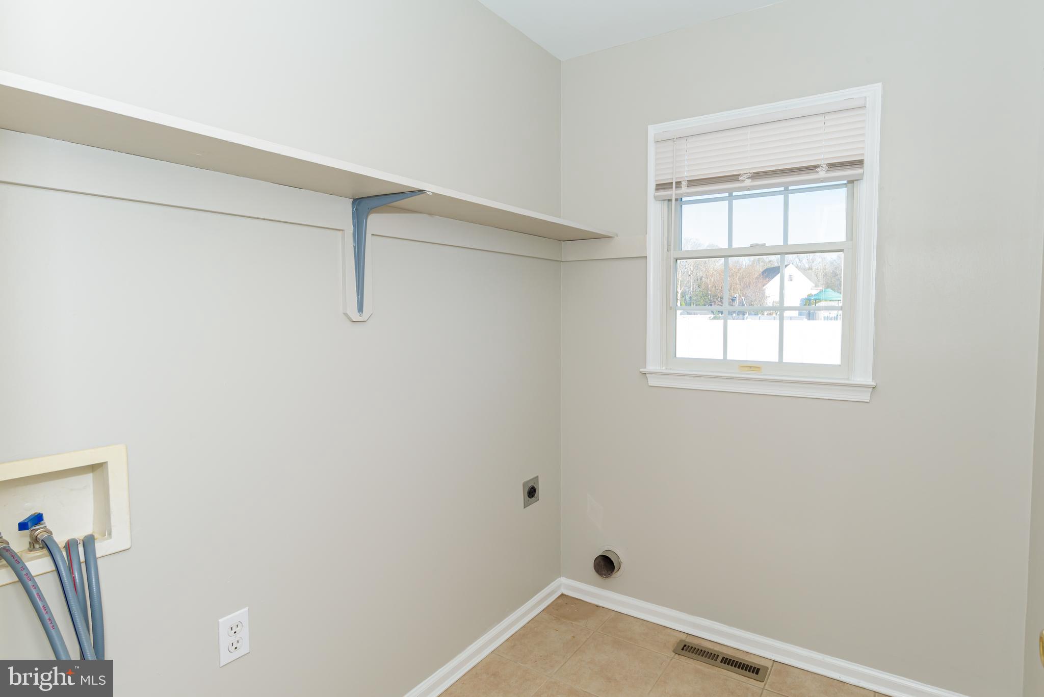 SHADY BROOK MANOR - Residential