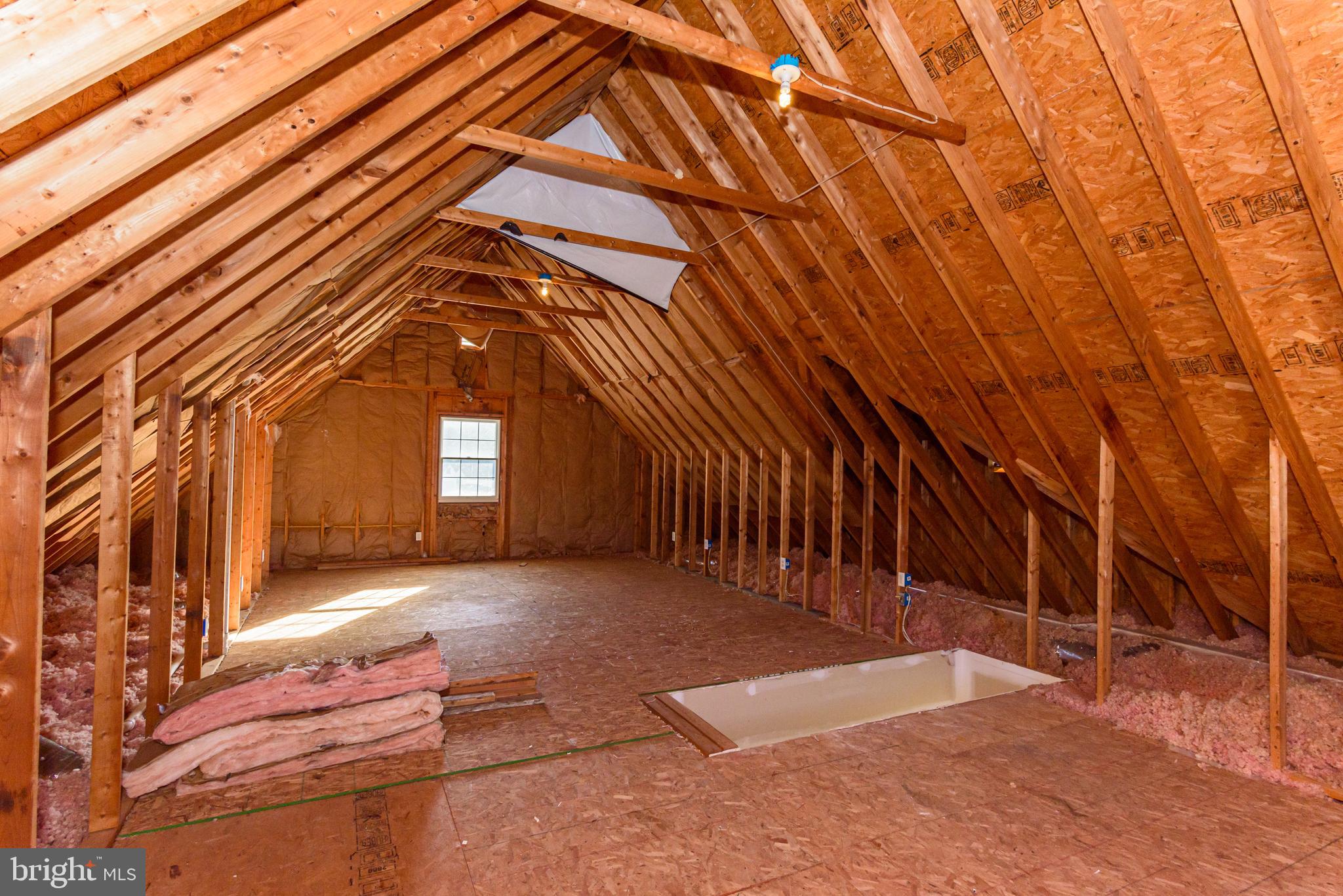 SHADY BROOK MANOR - Residential