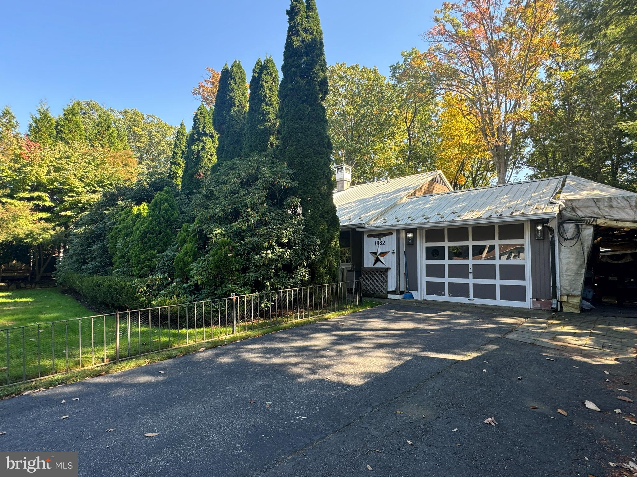 PARK FOREST VILLAGE - Residential