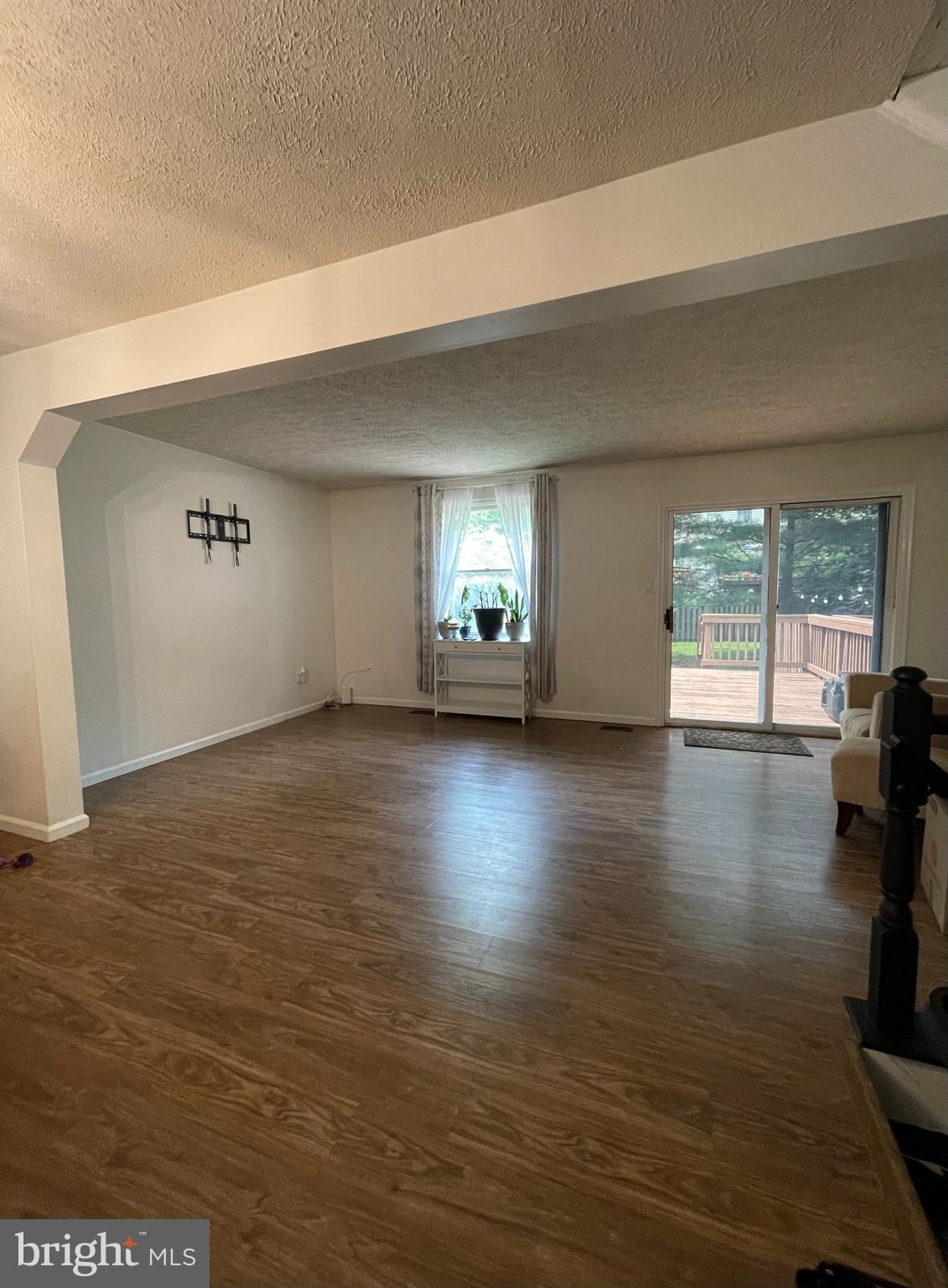 BALLENGER CREEK MEADOWS - Residential