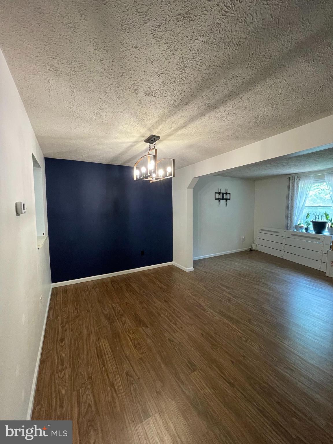 BALLENGER CREEK MEADOWS - Residential