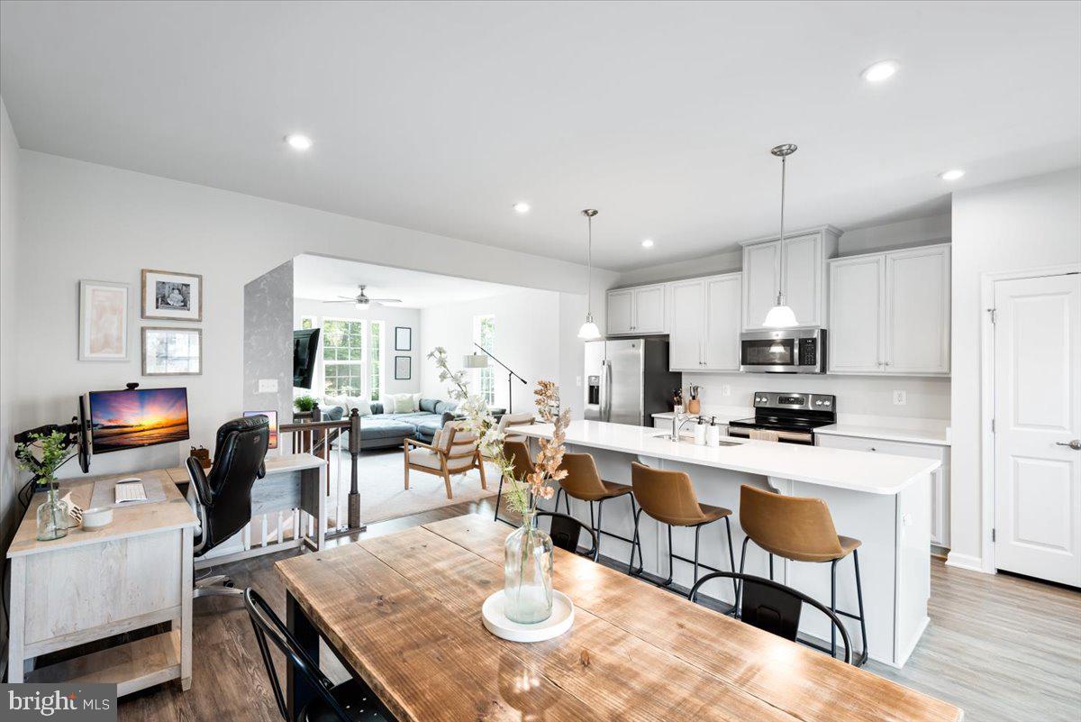 THE VILLAGE AT COURTHOUSE COMMONS - Residential