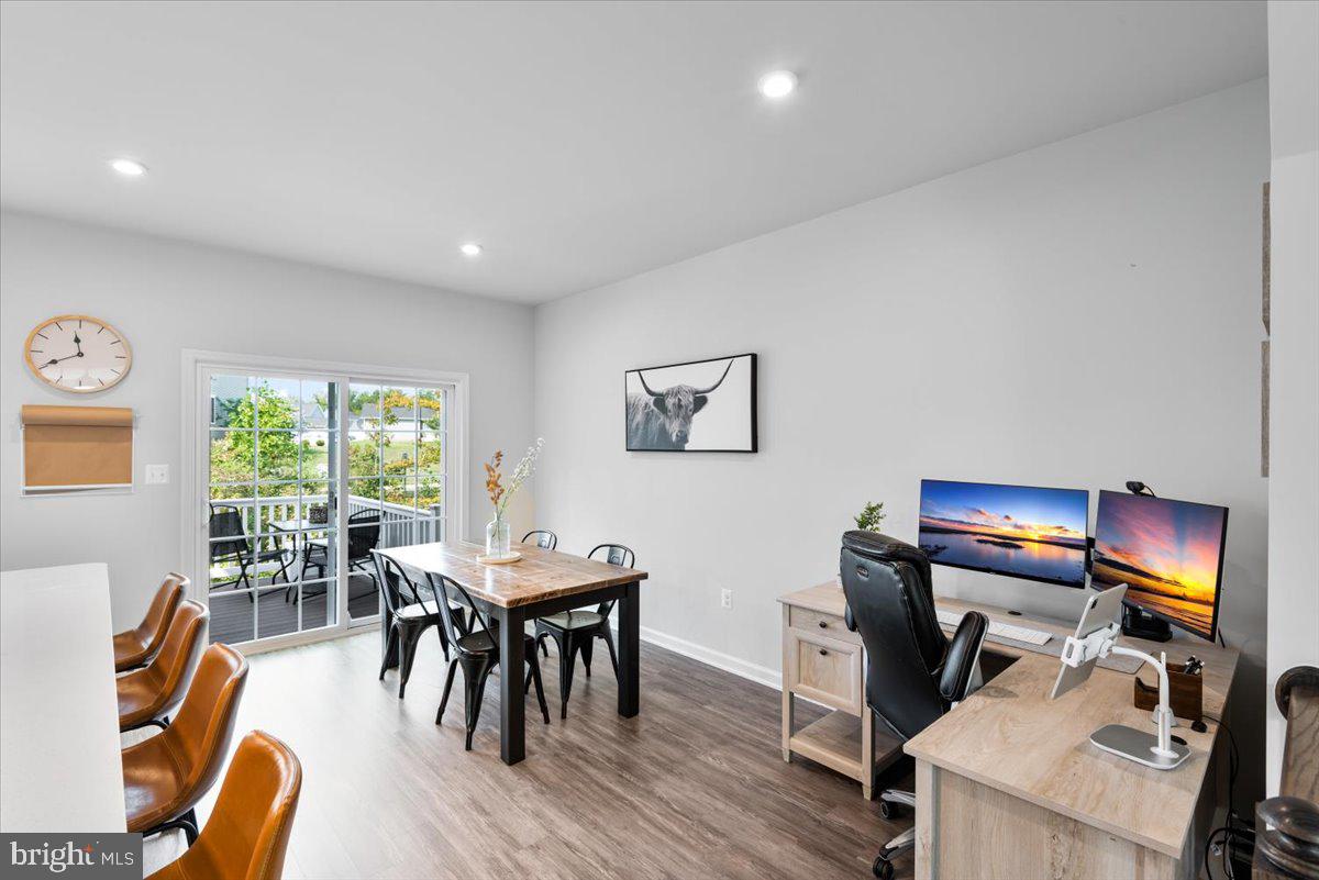 THE VILLAGE AT COURTHOUSE COMMONS - Residential