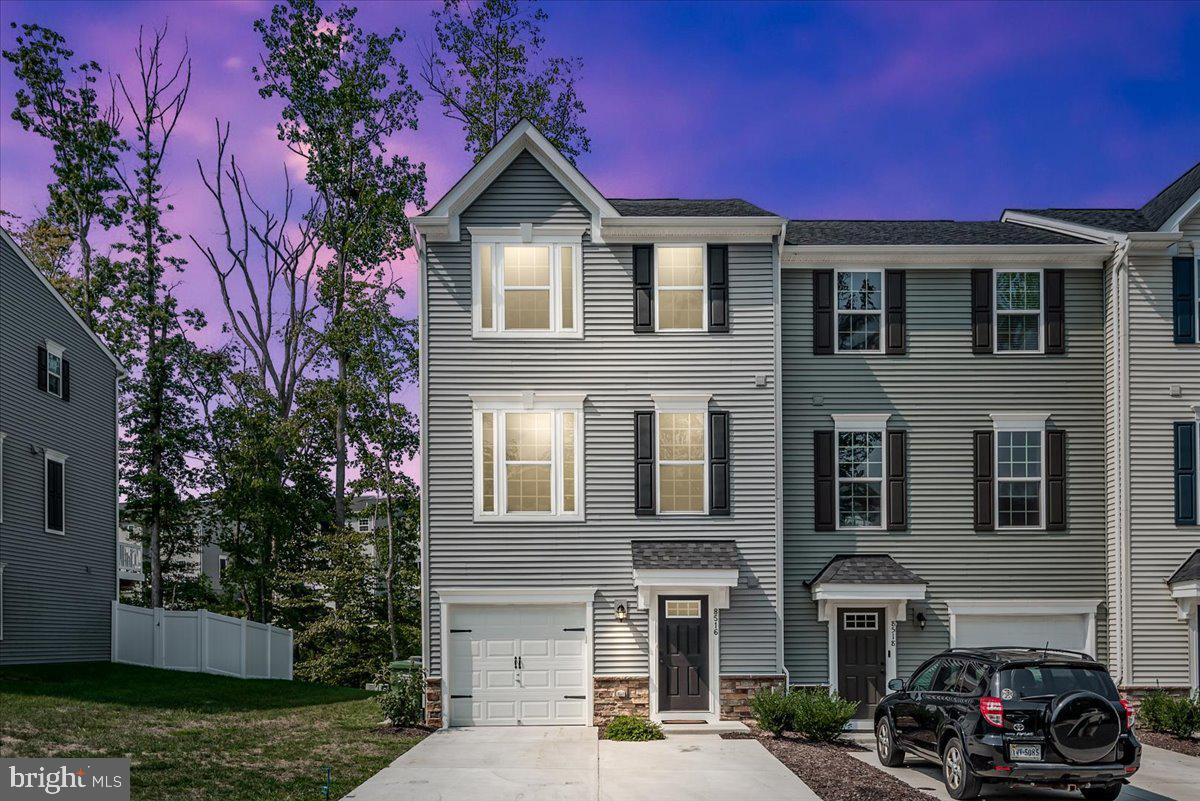 THE VILLAGE AT COURTHOUSE COMMONS - Residential