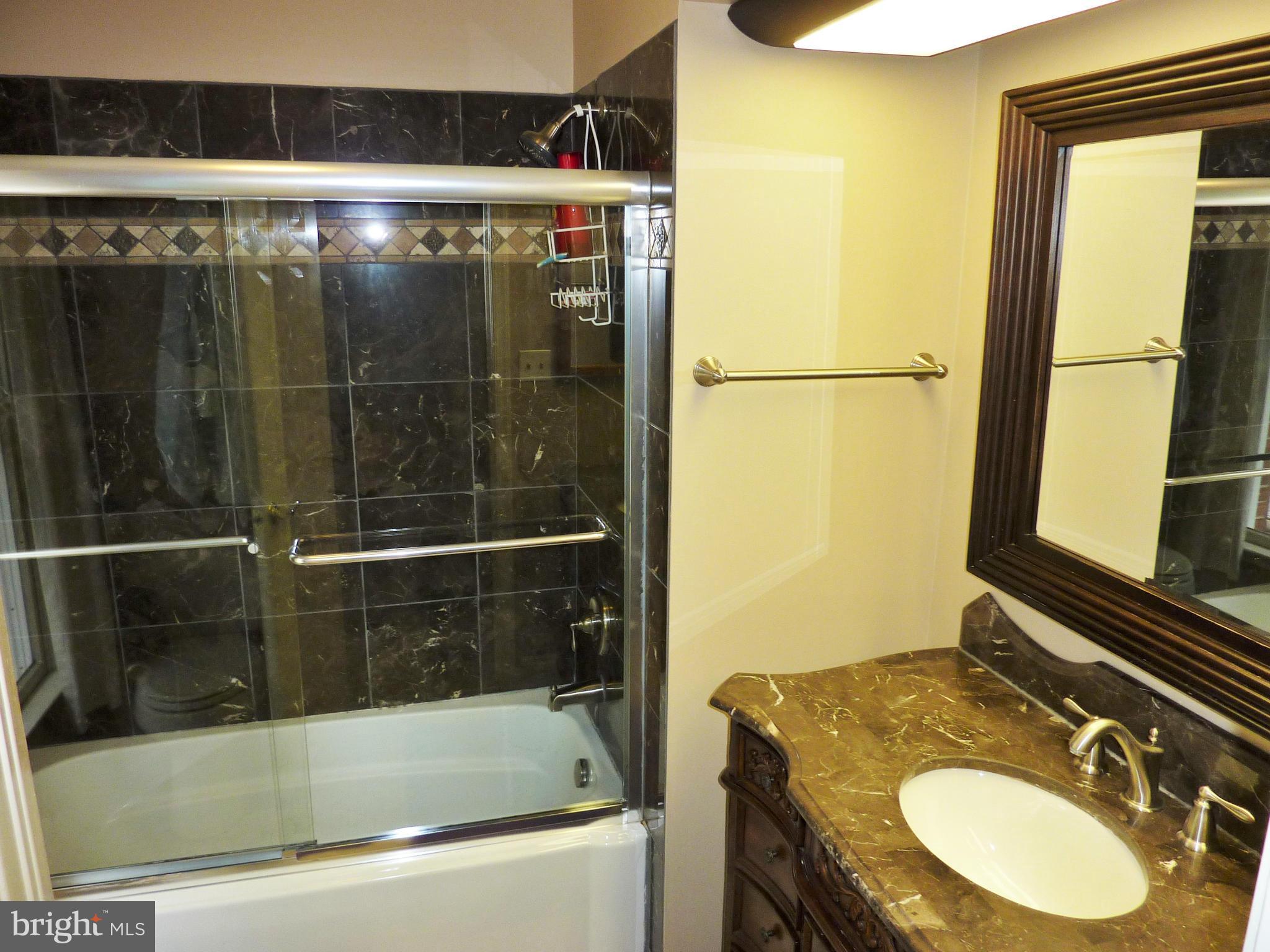 FRANKLIN FARM - Residential