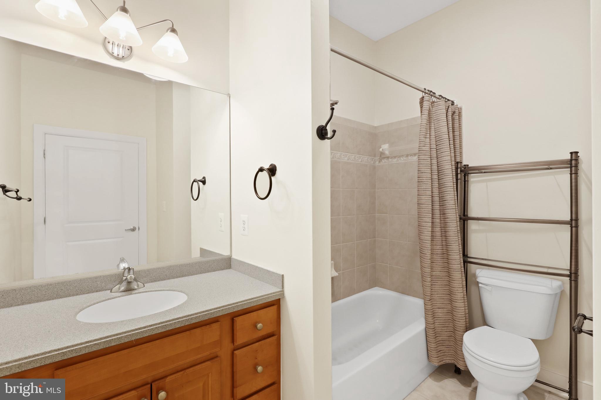 REGATTA BAY CONDOMINIUMS - Residential