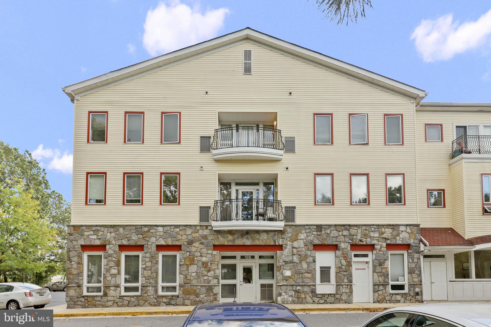 REGATTA BAY CONDOMINIUMS - Residential