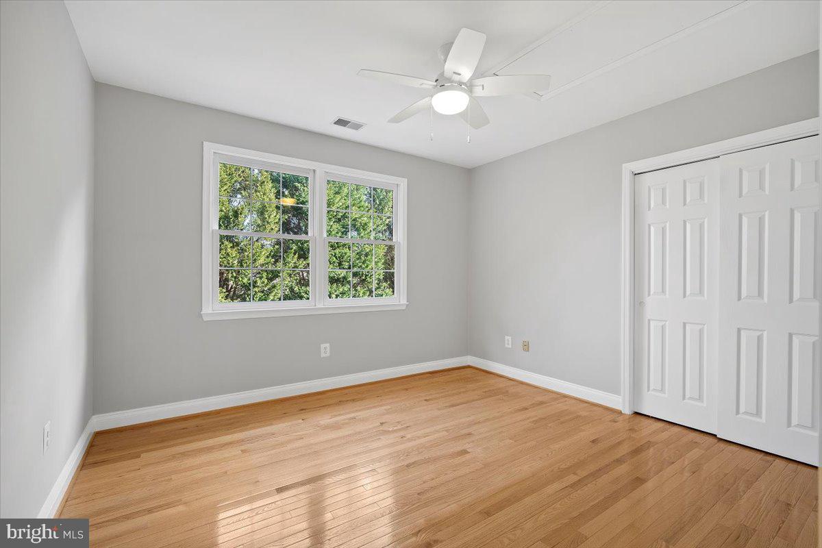 NORBECK GROVE - Residential