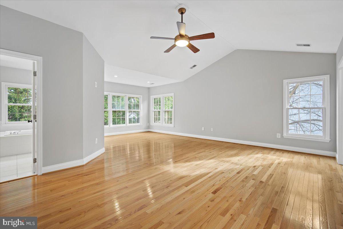 NORBECK GROVE - Residential