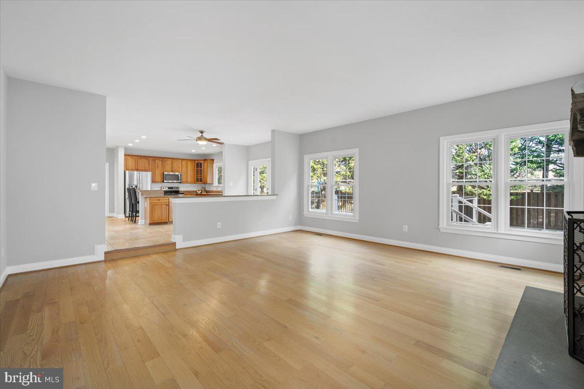 NORBECK GROVE - Residential