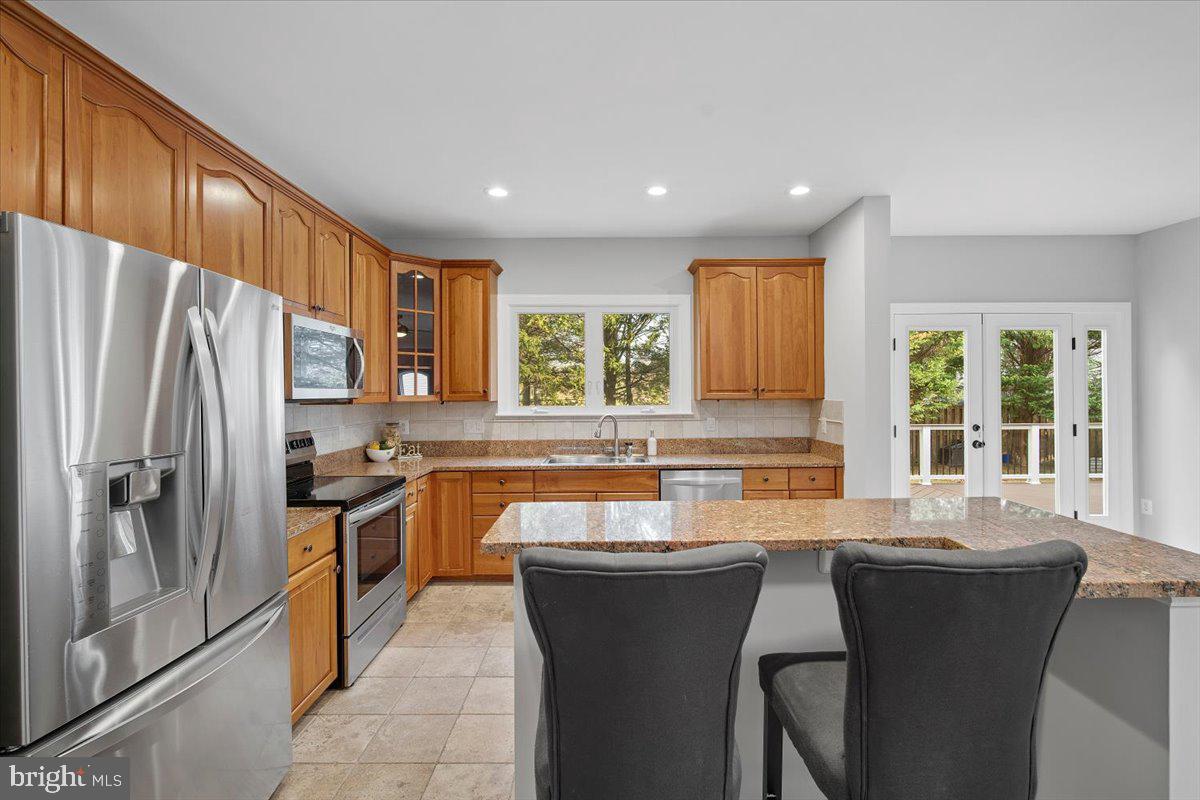 NORBECK GROVE - Residential