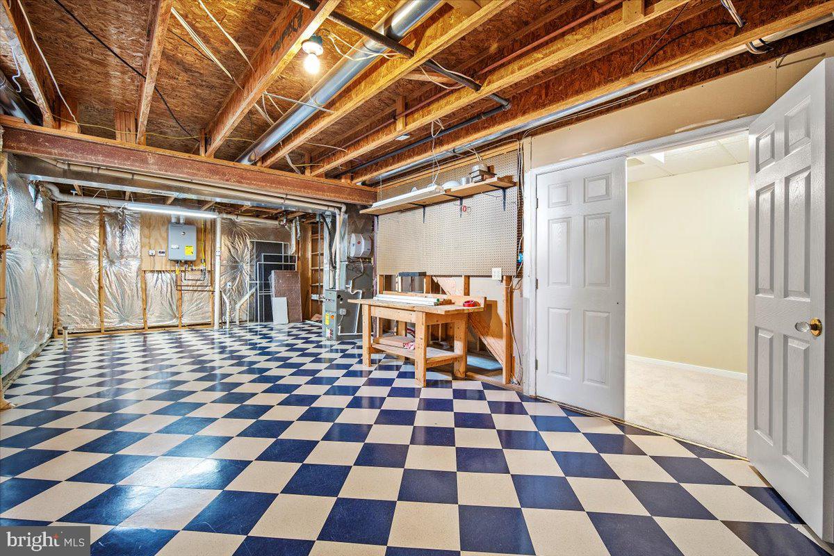 NORBECK GROVE - Residential