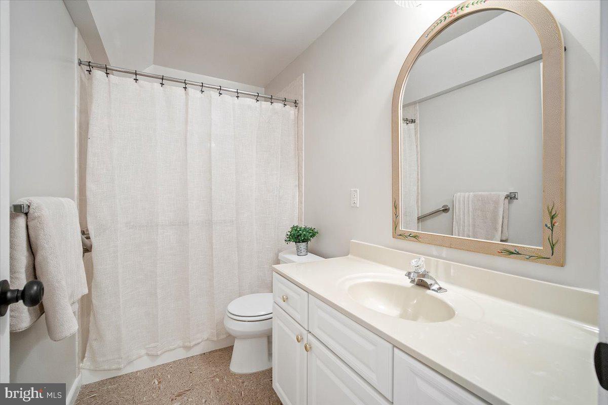 NORBECK GROVE - Residential