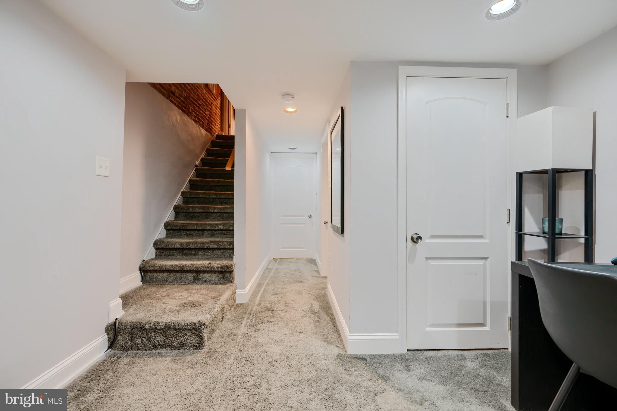 LOCUST POINT - Residential Lease