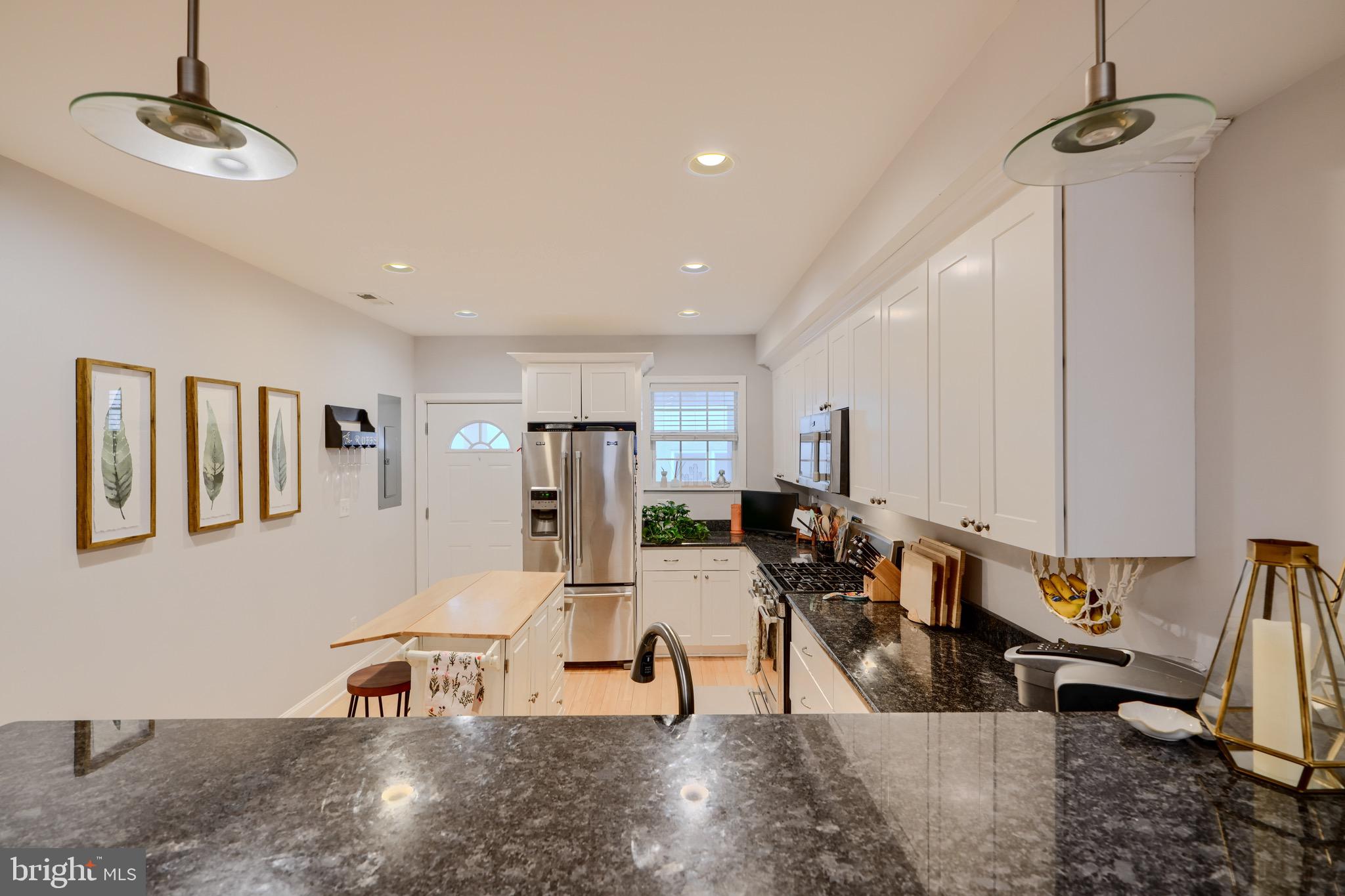 LOCUST POINT - Residential Lease