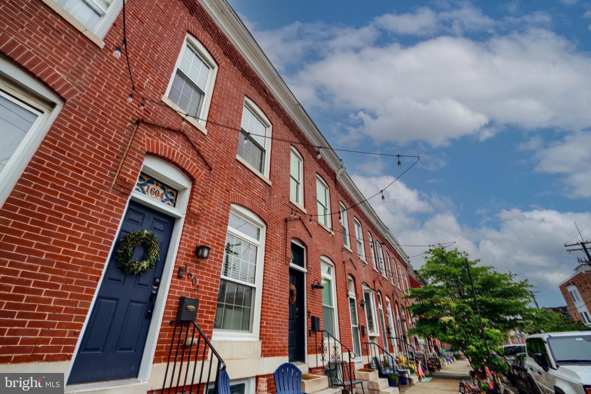 LOCUST POINT - Residential Lease