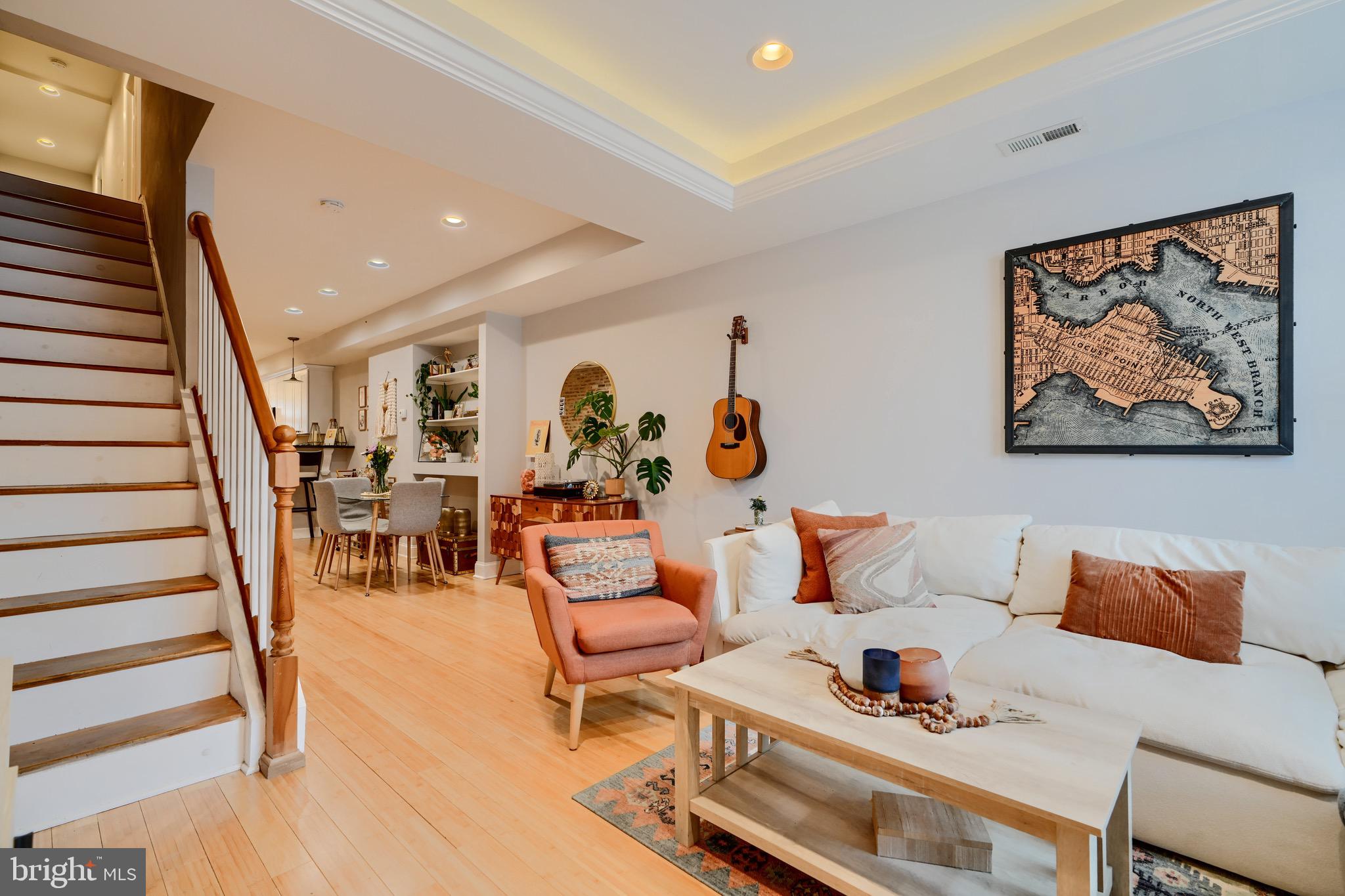 LOCUST POINT - Residential Lease