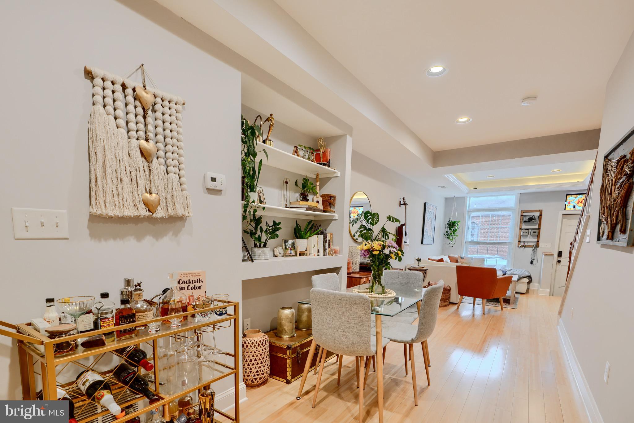 LOCUST POINT - Residential Lease