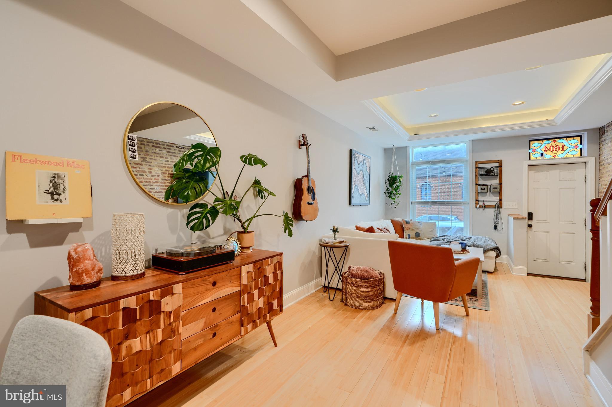 LOCUST POINT - Residential Lease