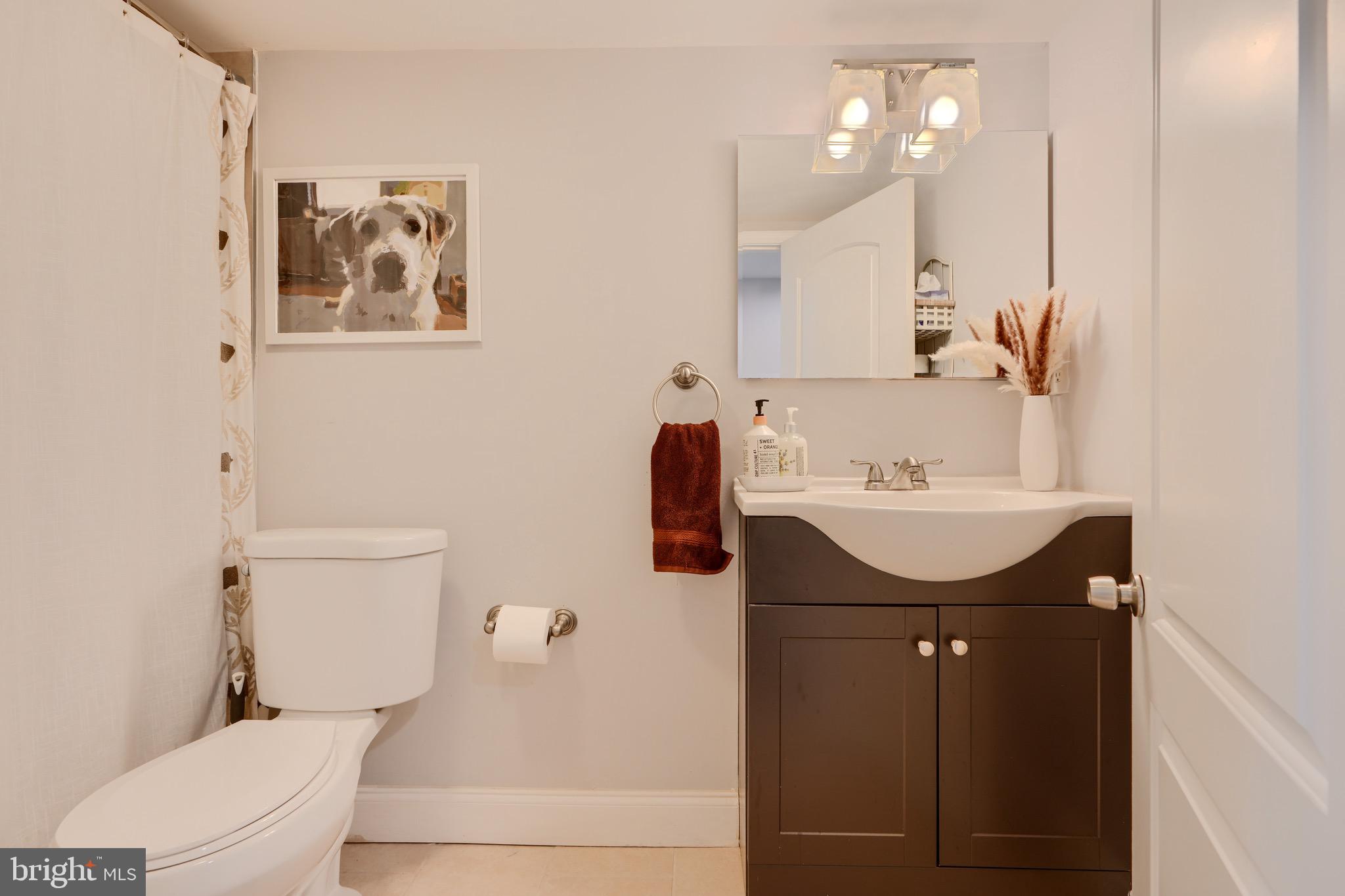 LOCUST POINT - Residential Lease