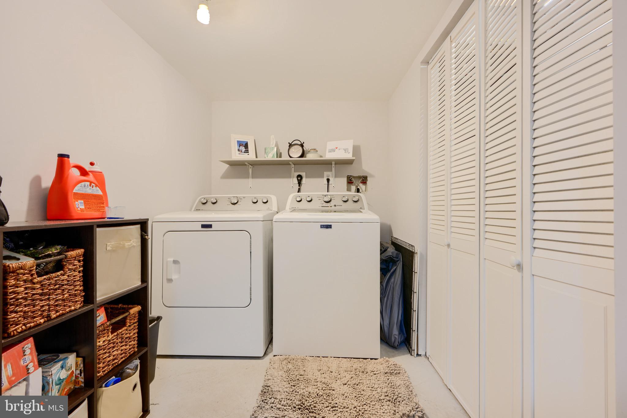 LOCUST POINT - Residential Lease