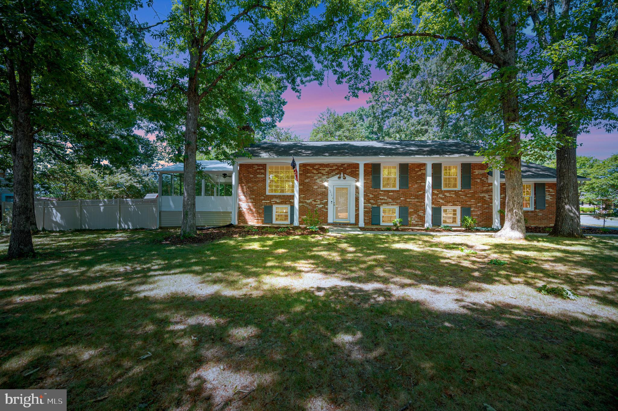 4212 ROSEMONT LANE