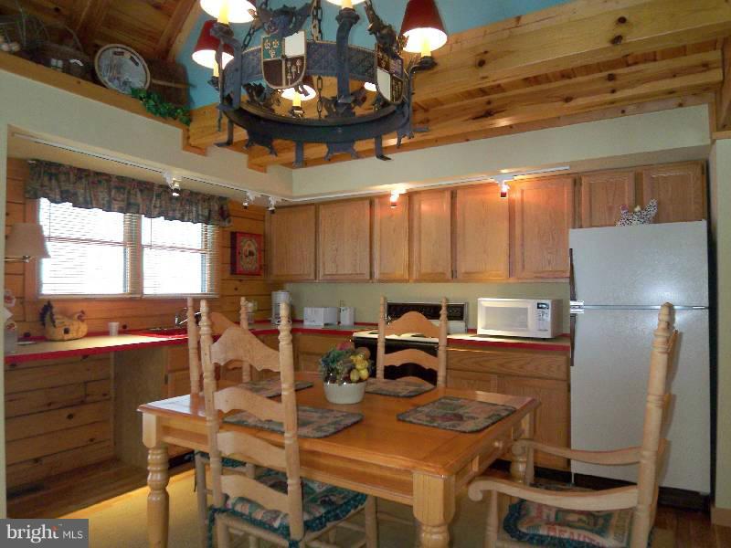 COOLFONT MOUNTAINSIDE - Residential