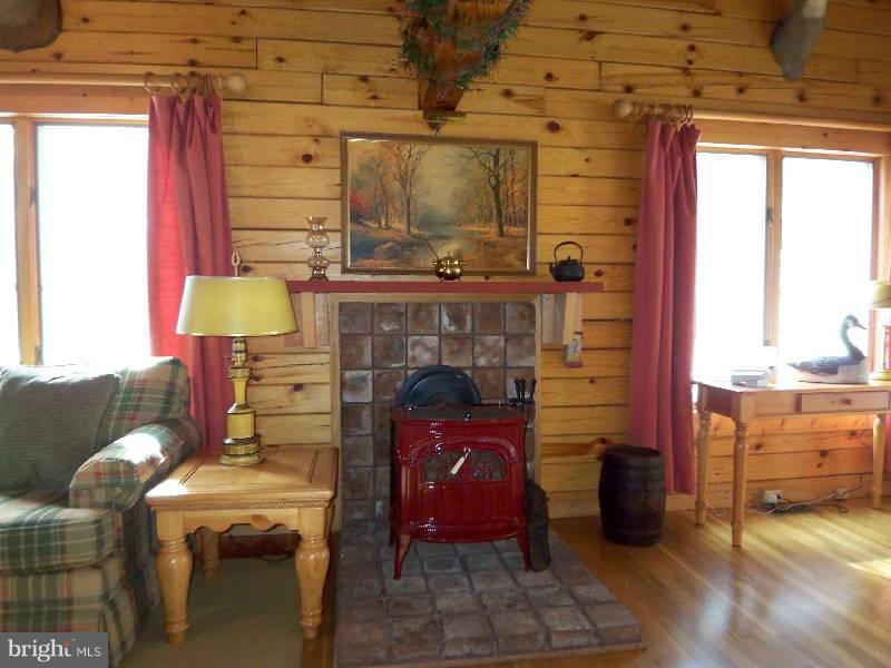 COOLFONT MOUNTAINSIDE - Residential