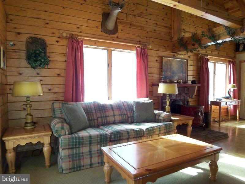 COOLFONT MOUNTAINSIDE - Residential