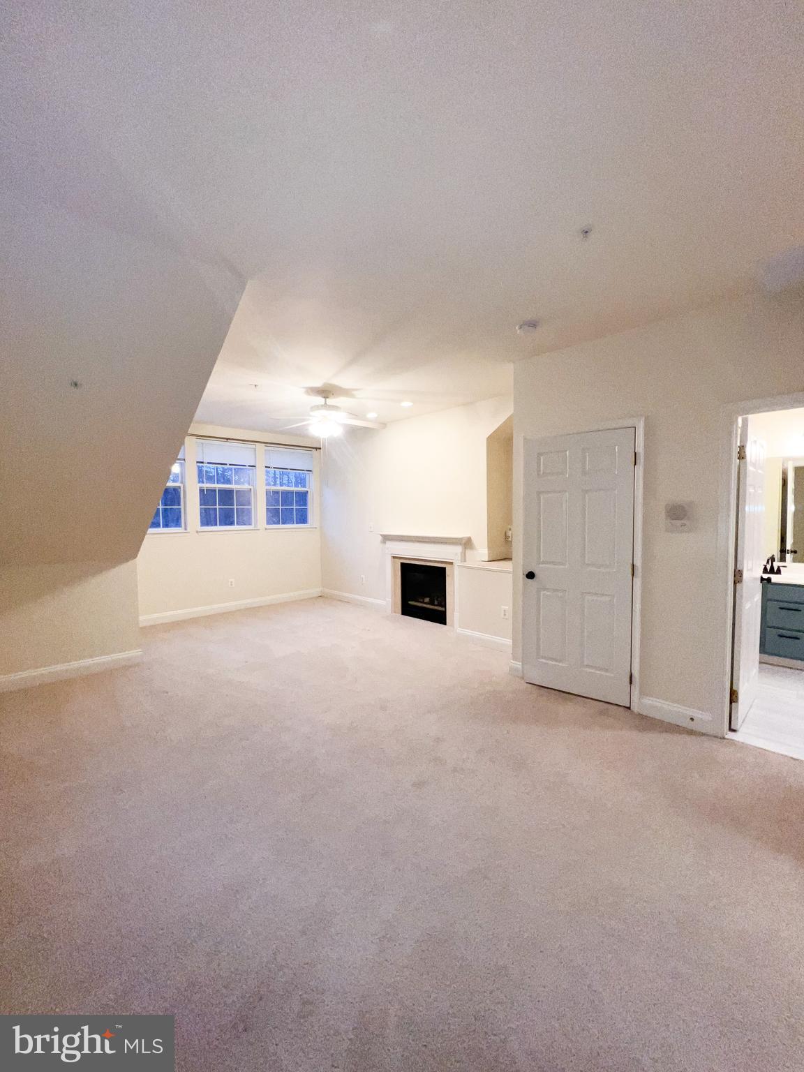 PINEY ORCHARD - Residential Lease