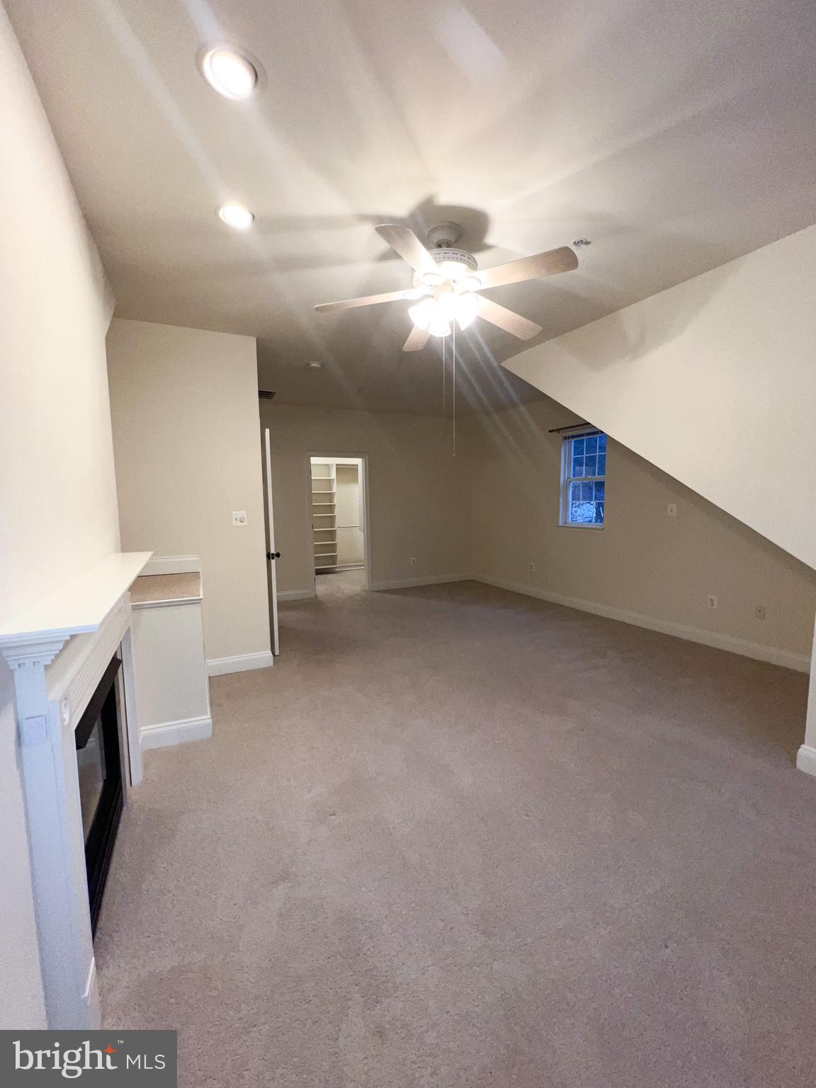 PINEY ORCHARD - Residential Lease