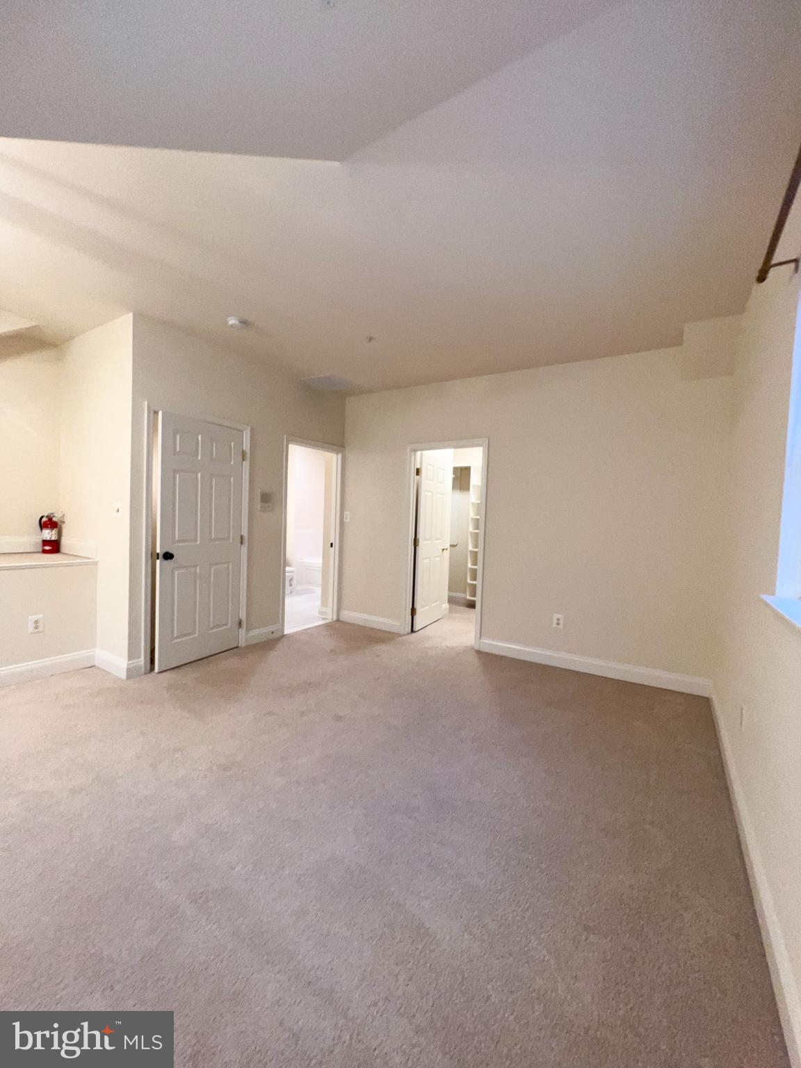 PINEY ORCHARD - Residential Lease