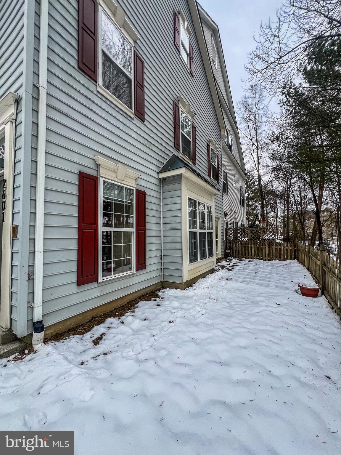 PINEY ORCHARD - Residential Lease