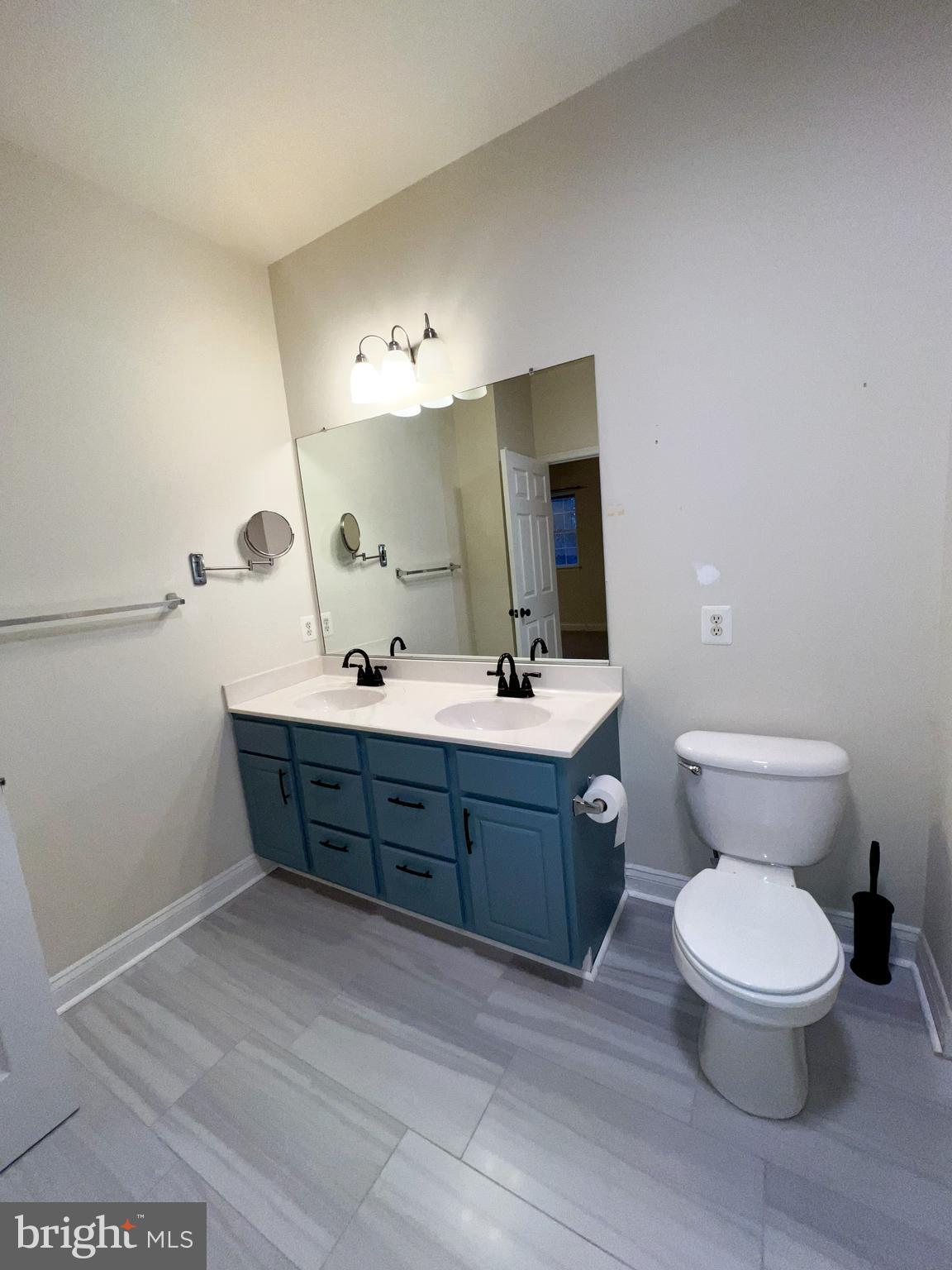 PINEY ORCHARD - Residential Lease