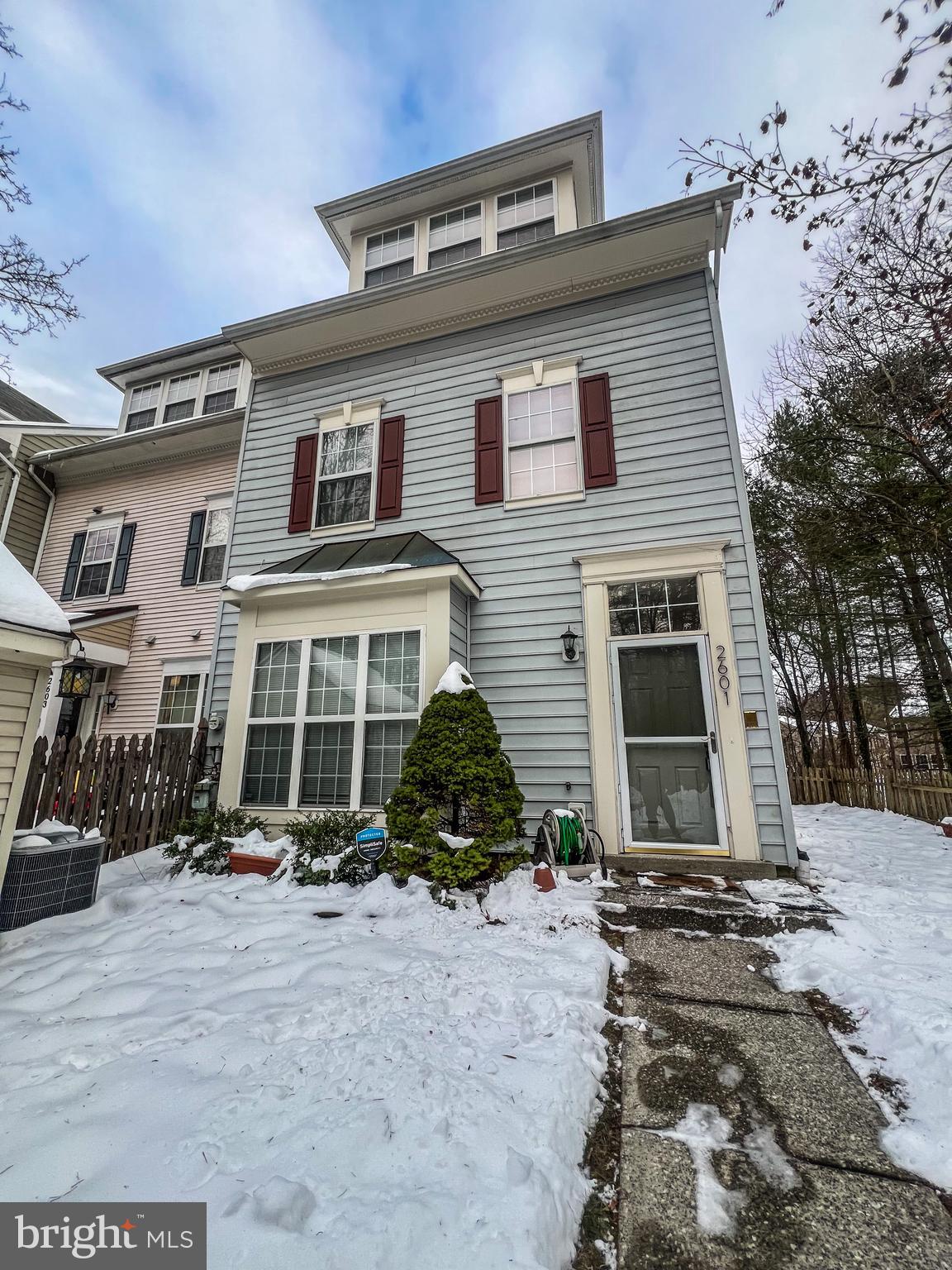 PINEY ORCHARD - Residential Lease