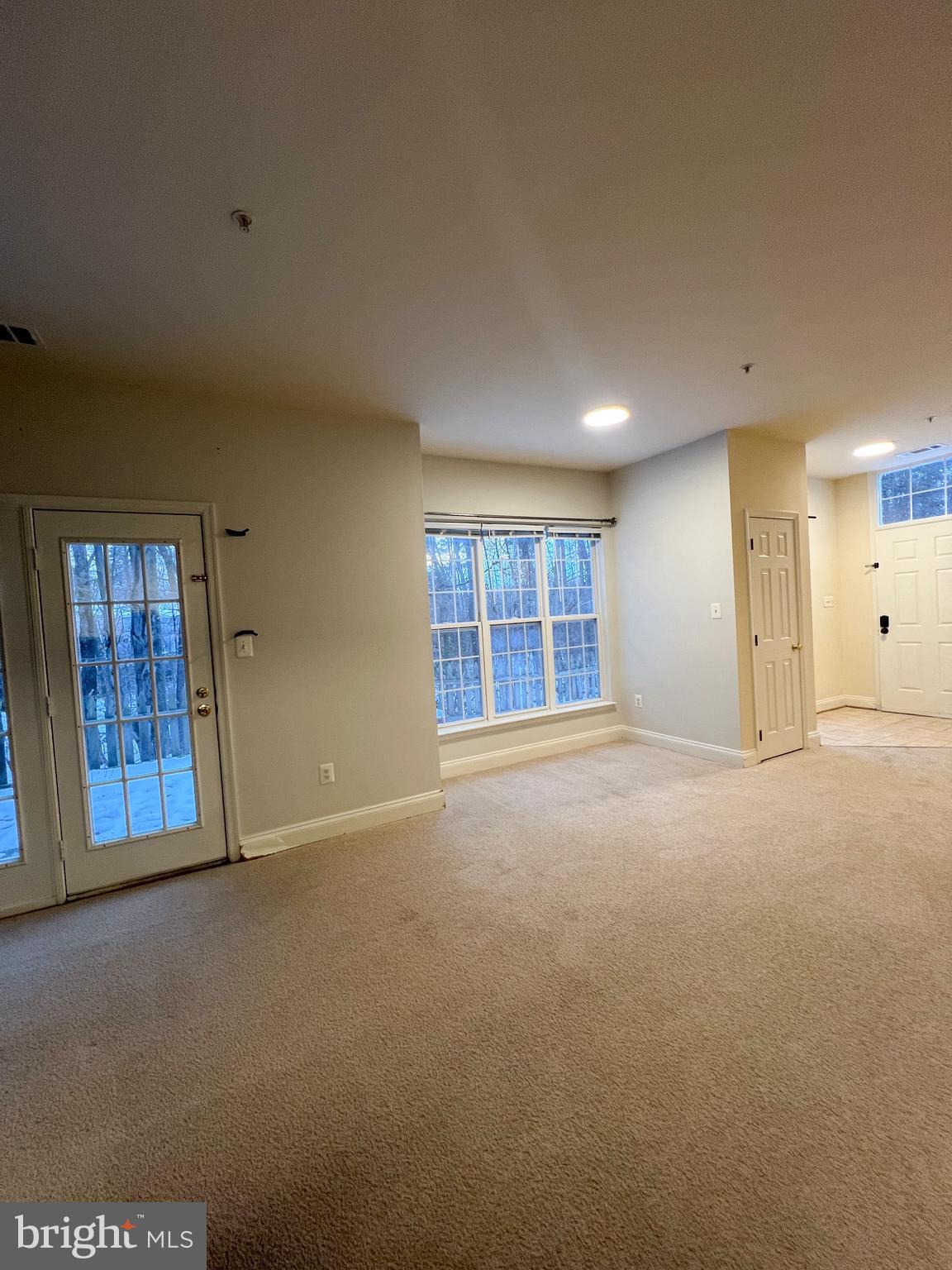 PINEY ORCHARD - Residential Lease