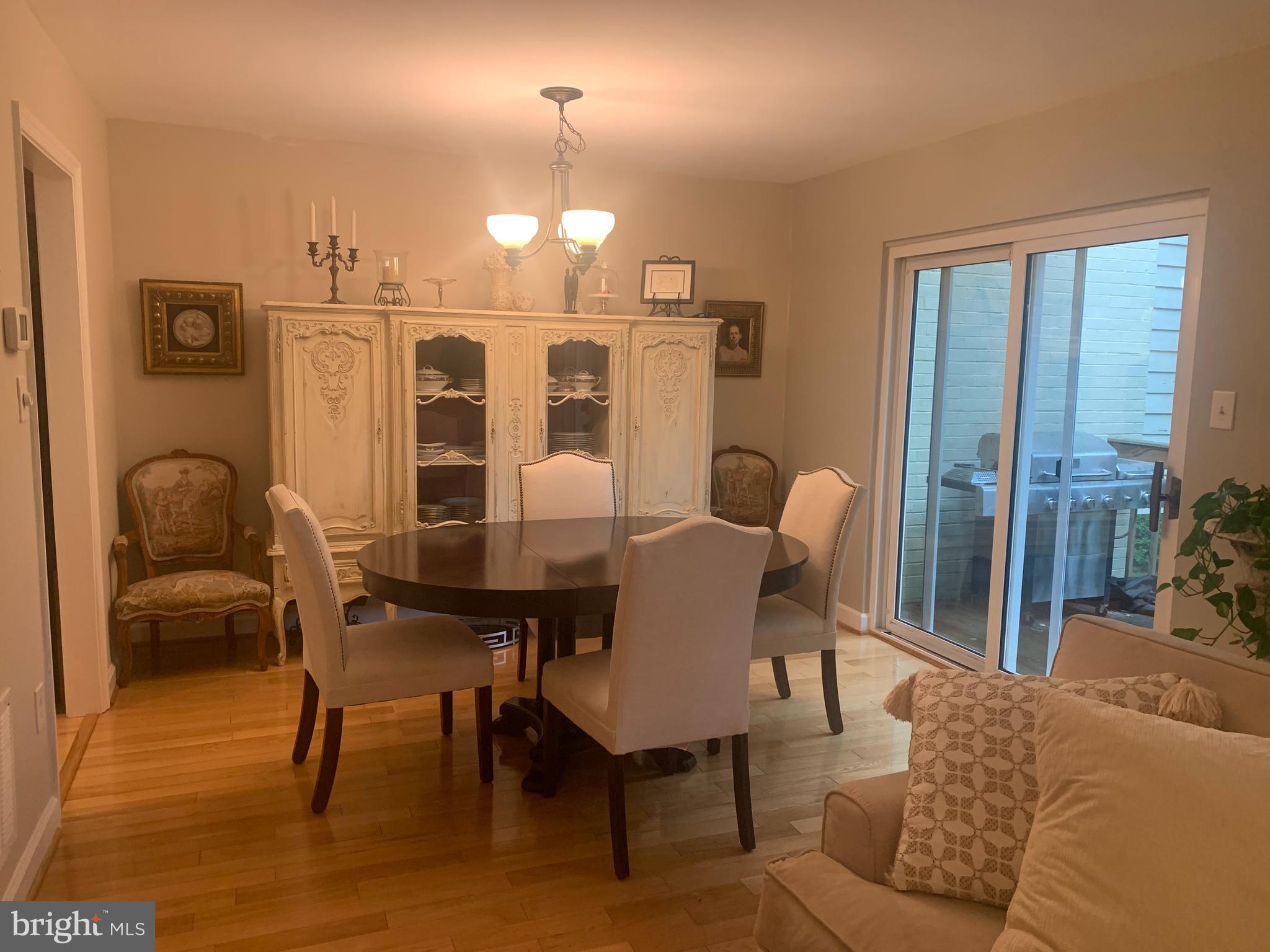 RESTON - Residential Lease