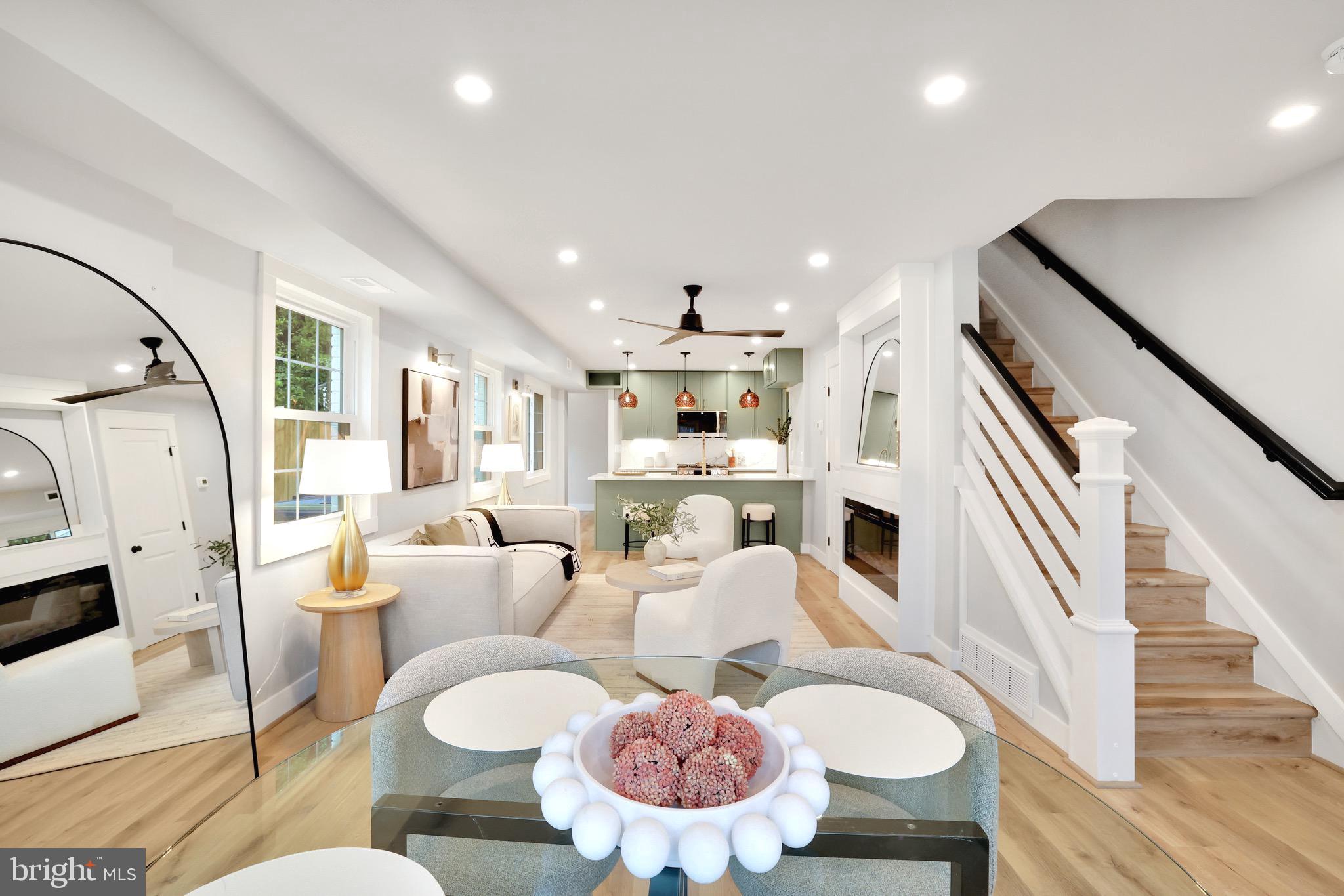 2313 GLENDALE TERRACE