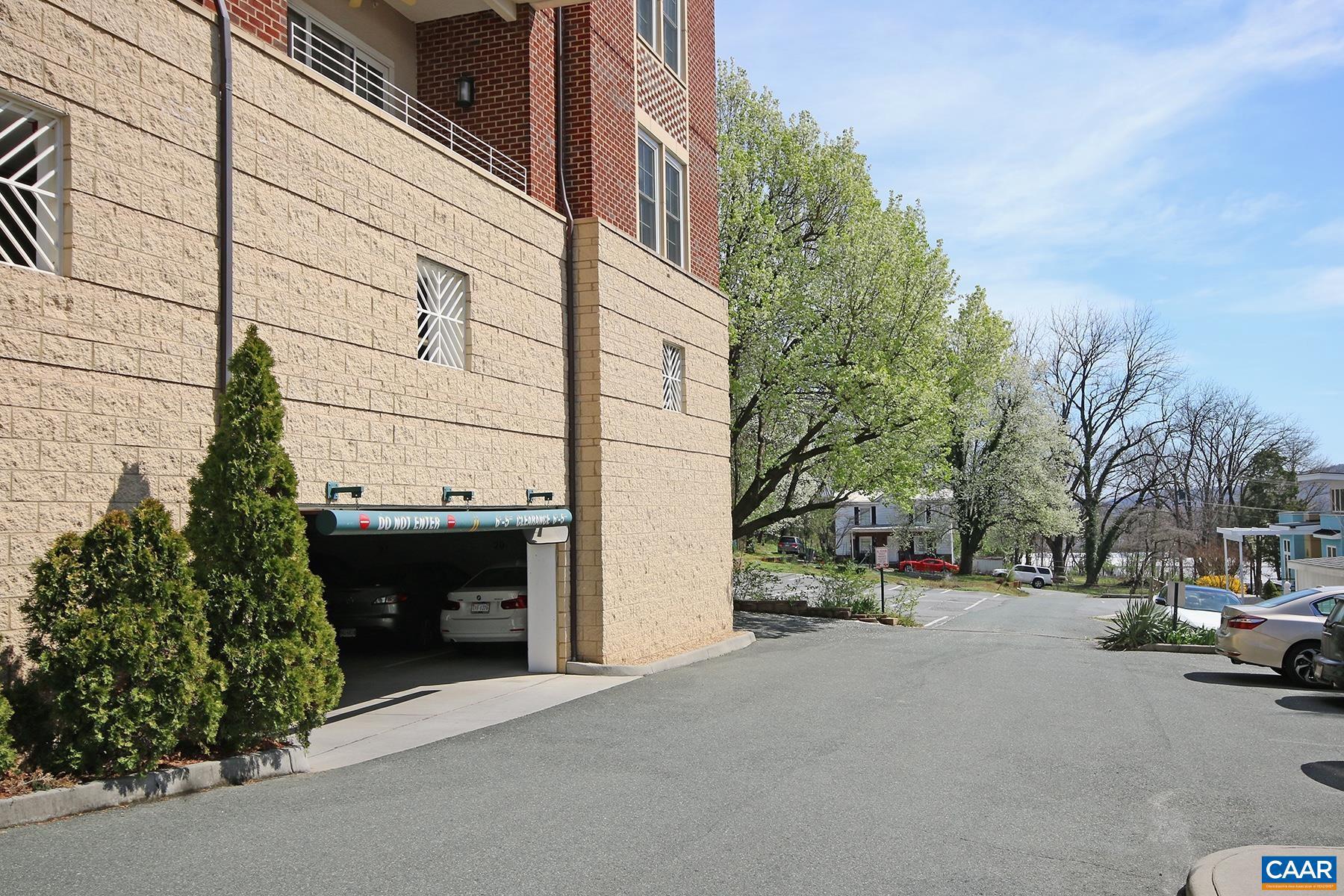 DOWNTOWN - Residential