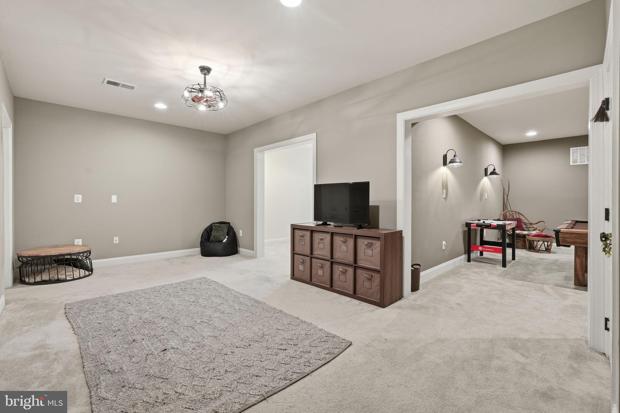 MOOREFIELD STATION - Residential